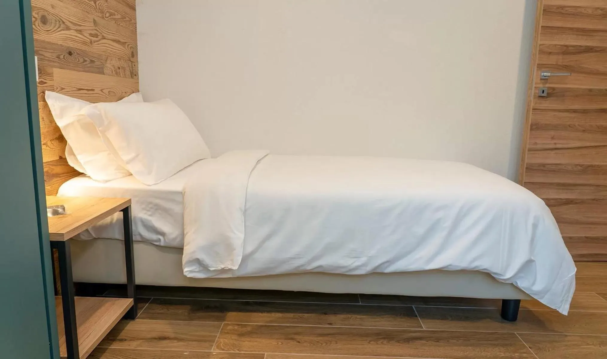 Bedroom, Bed in Nira Mountain Resort Futura