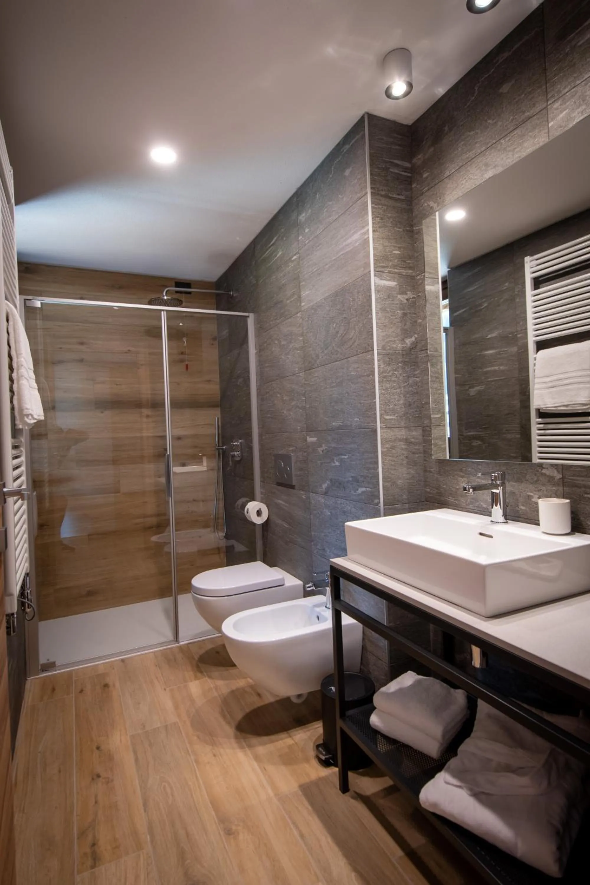 Bathroom in Nira Mountain Resort Futura