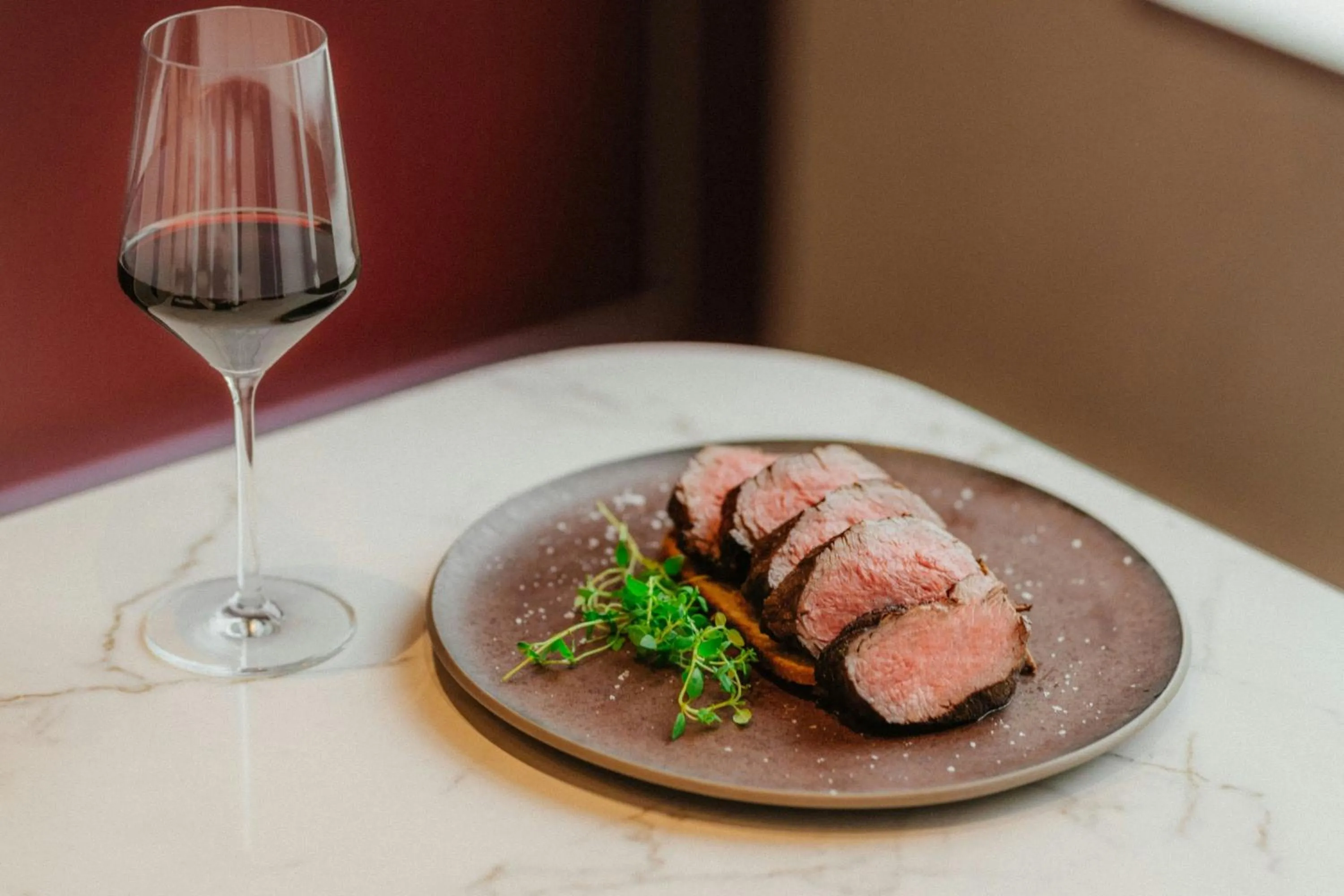 Restaurant/places to eat in Berlin Marriott Hotel