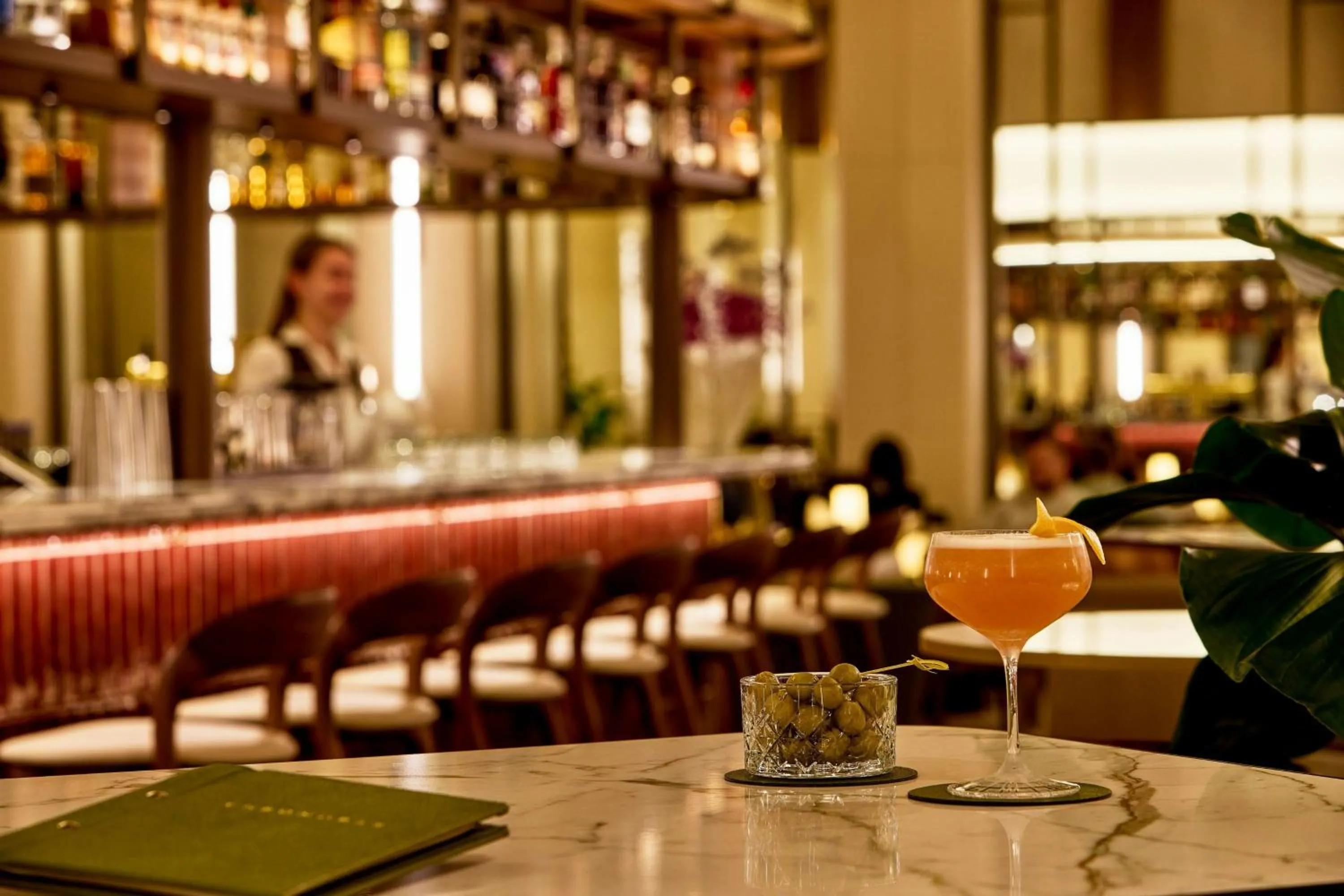 Lounge or bar in Berlin Marriott Hotel