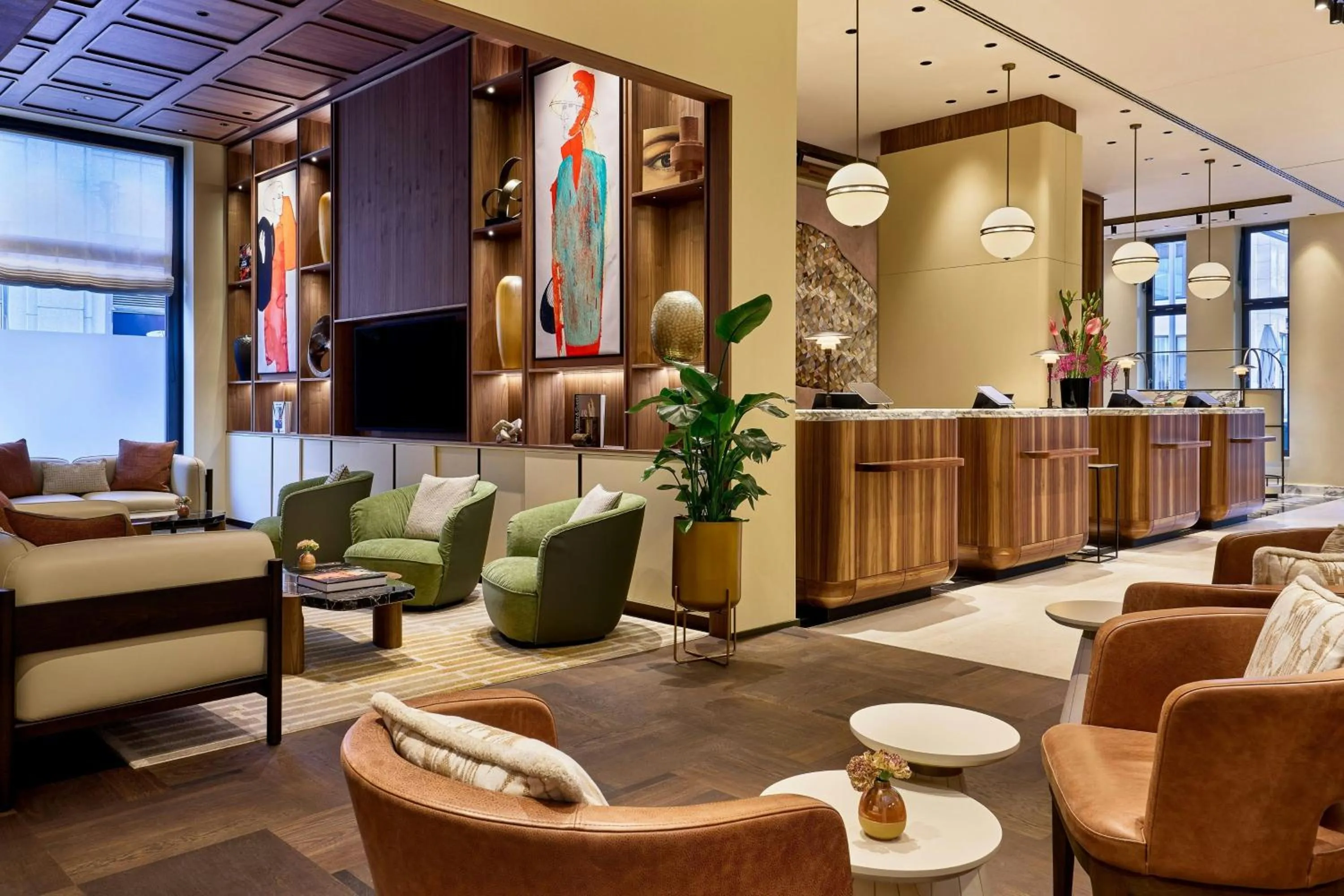 Lounge or bar in Berlin Marriott Hotel