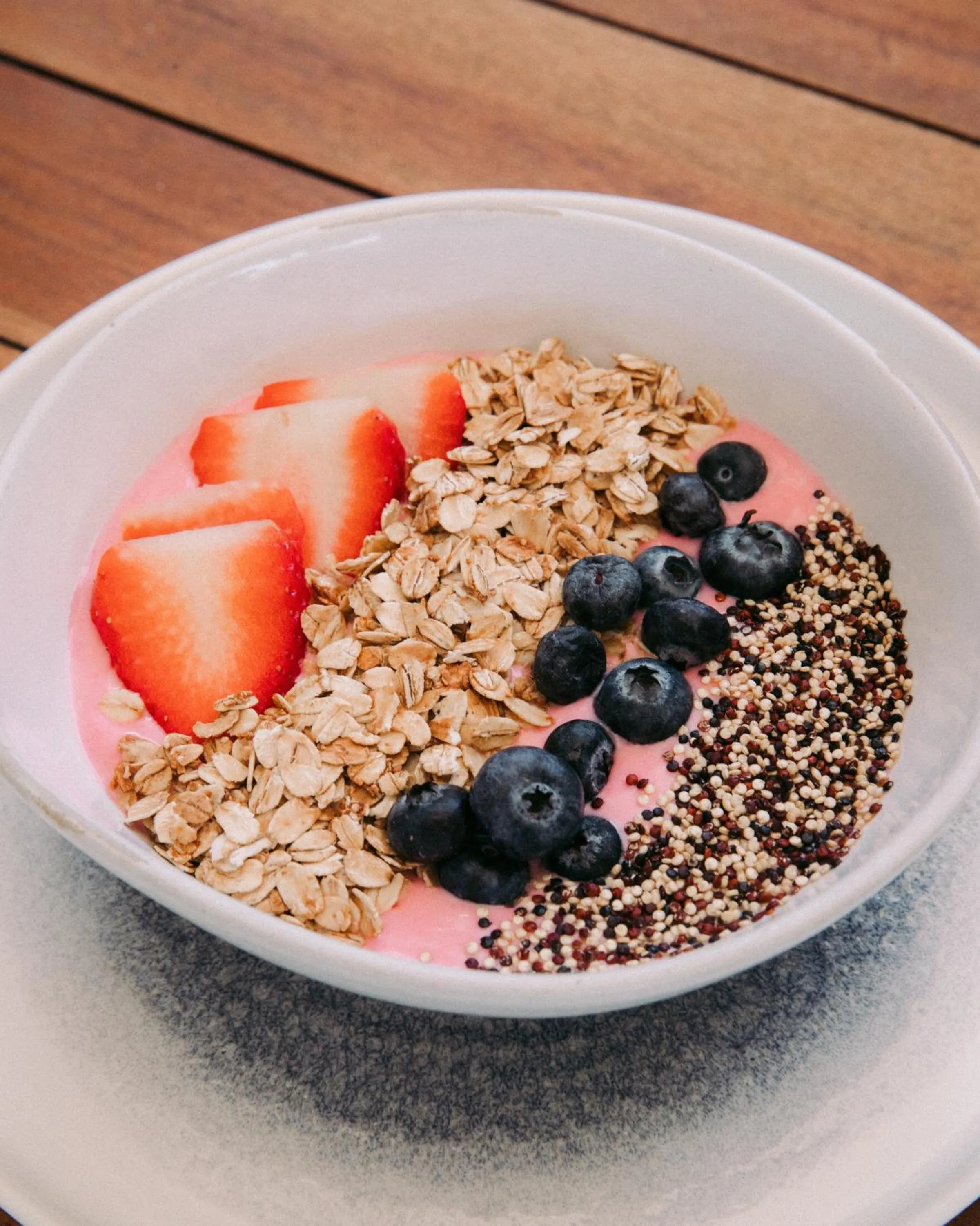 Restaurant/places to eat in Long Bay Beach Resort