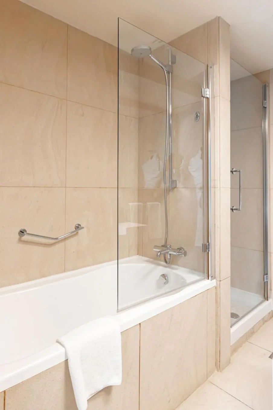 Bathroom in Radisson Blu Residence, Dubai Marina
