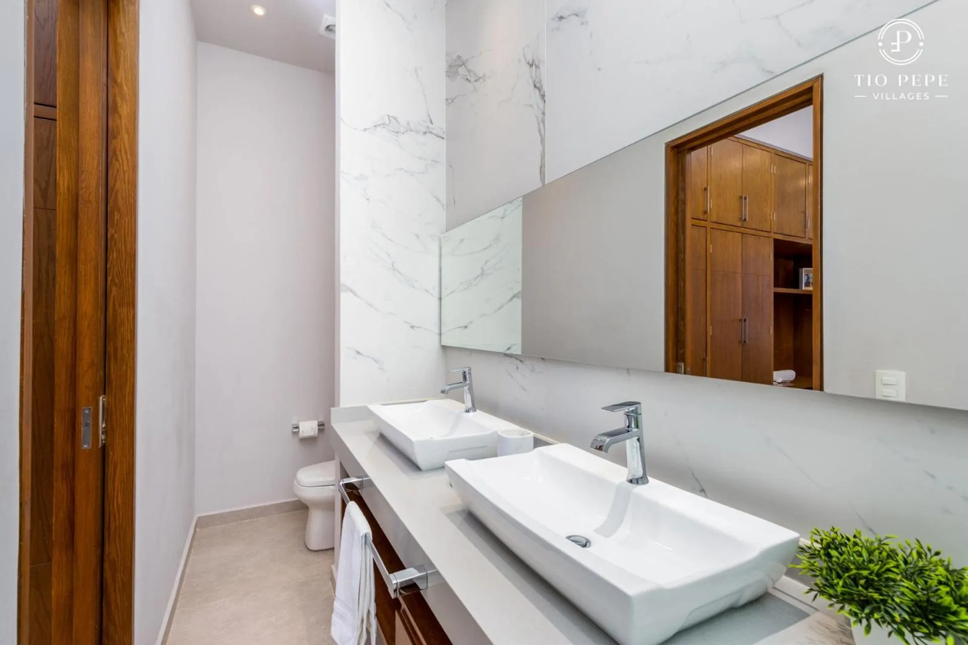 Bathroom in Harbor Puerto Vallarta 14003