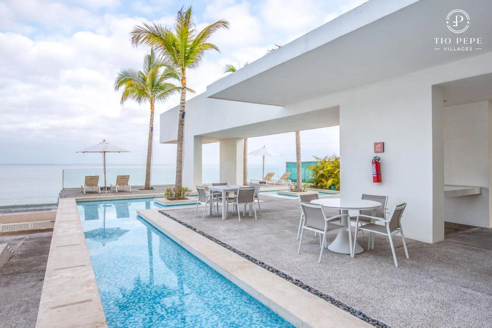 Swimming pool in Harbor Puerto Vallarta 14003