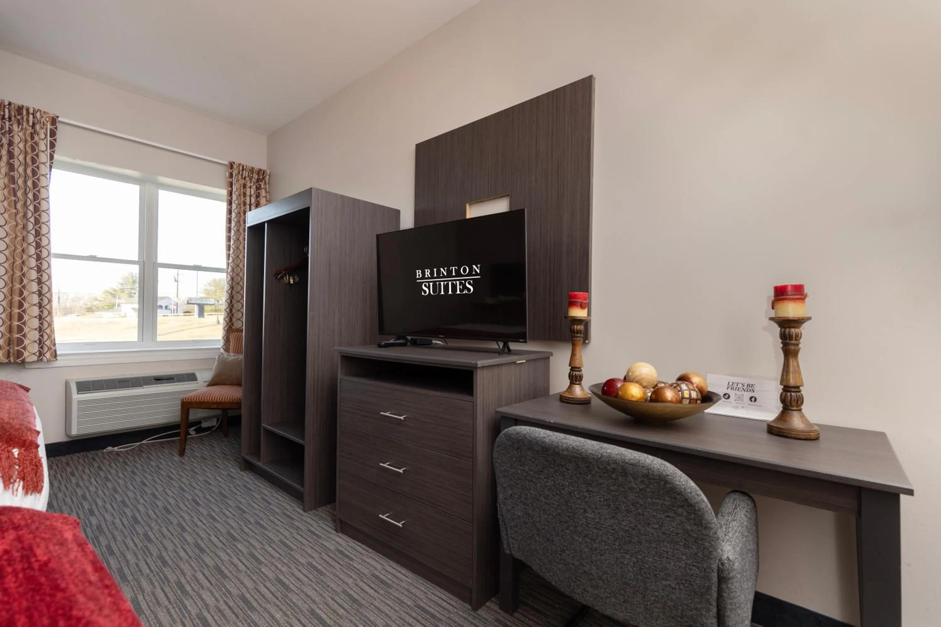 TV and multimedia in Brinton Suites