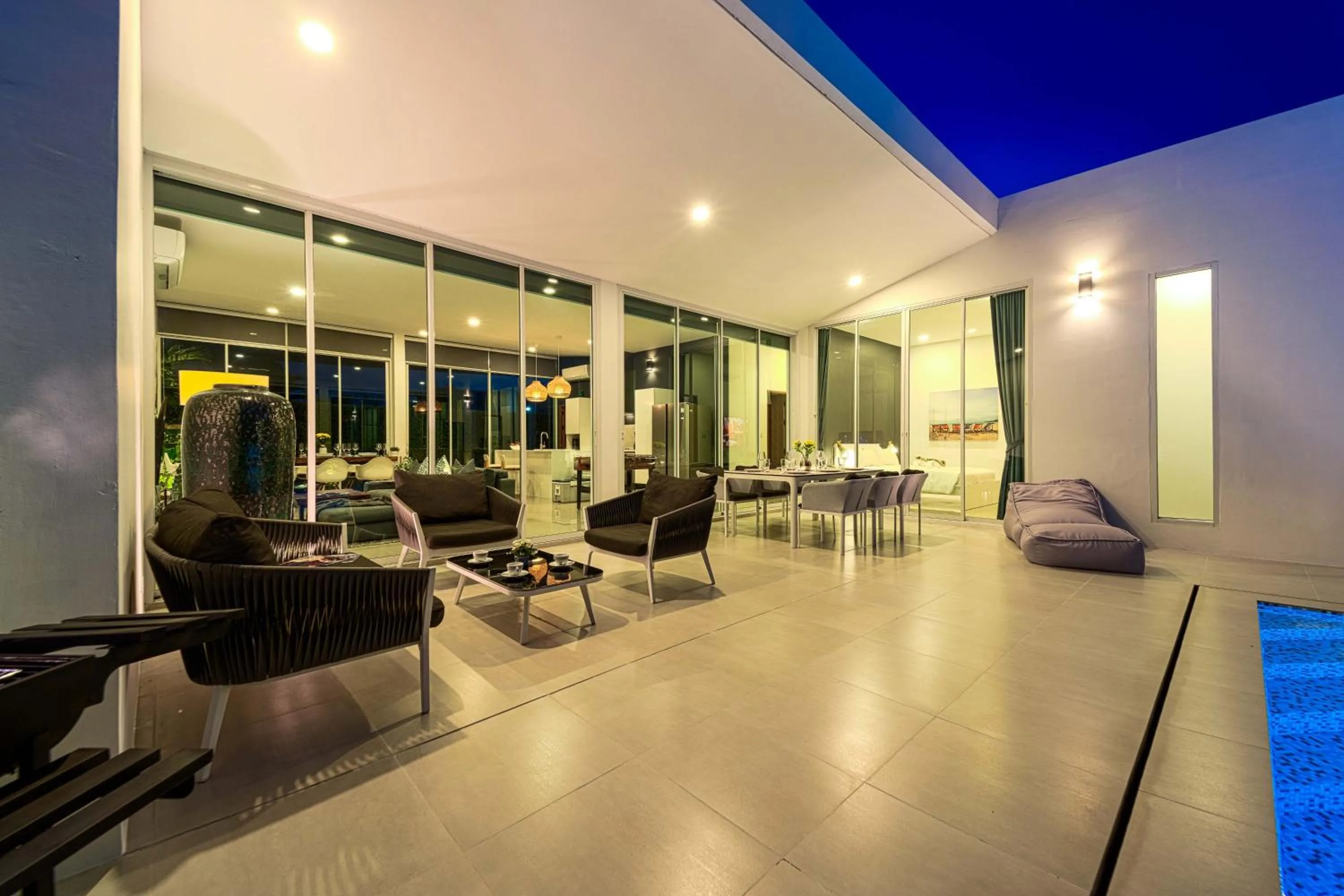 Patio in Harmony Villa 5 Bedroom Modern Pool Villa - KH-A7