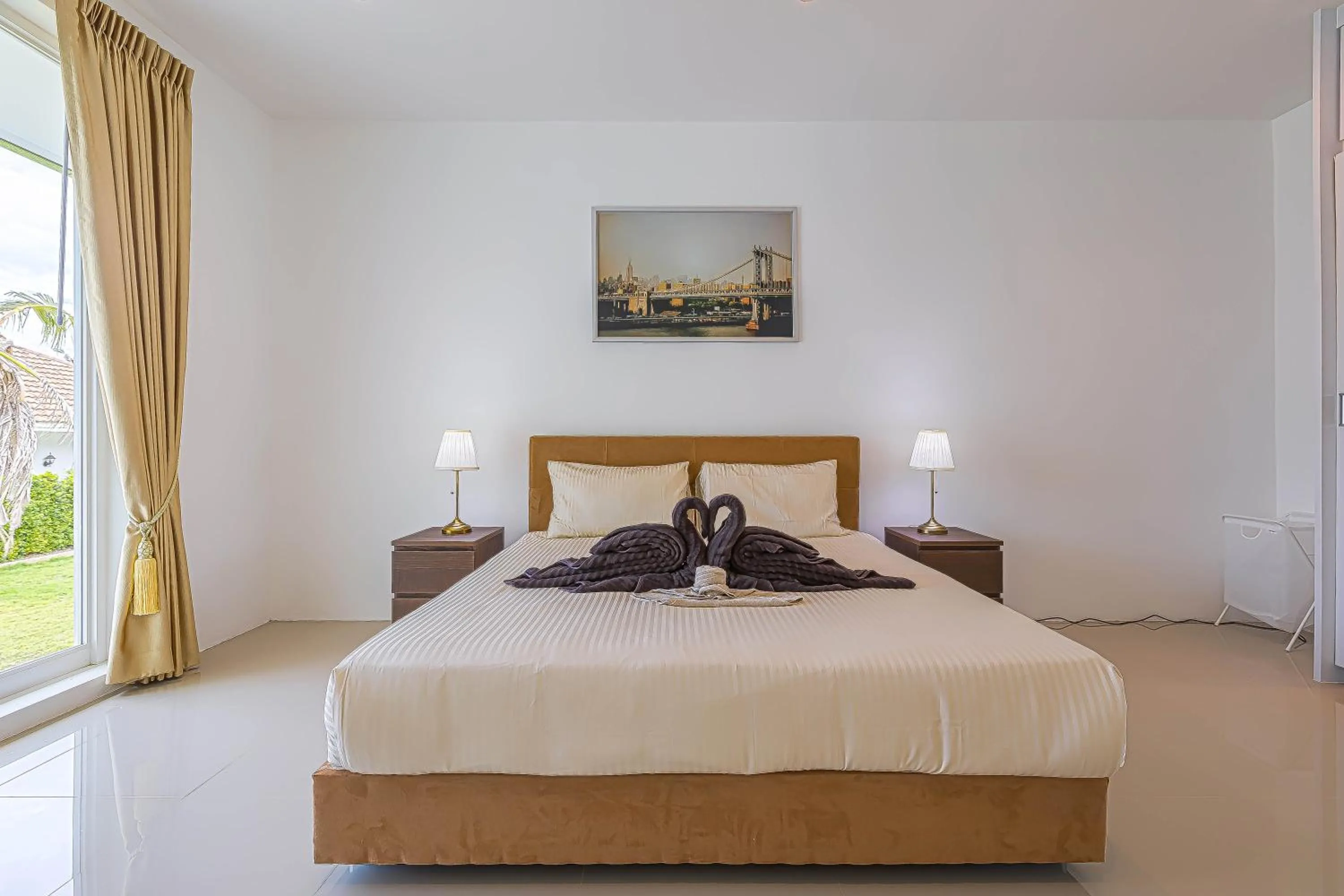 Bed in Amazing Private 6 Bedroom Pool Villa ED60