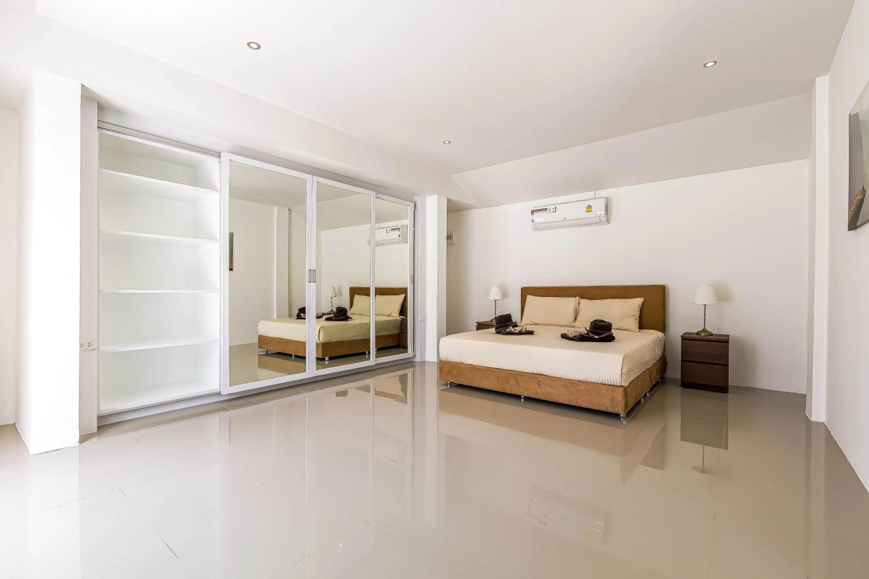 Bed in Amazing Private 6 Bedroom Pool Villa ED60