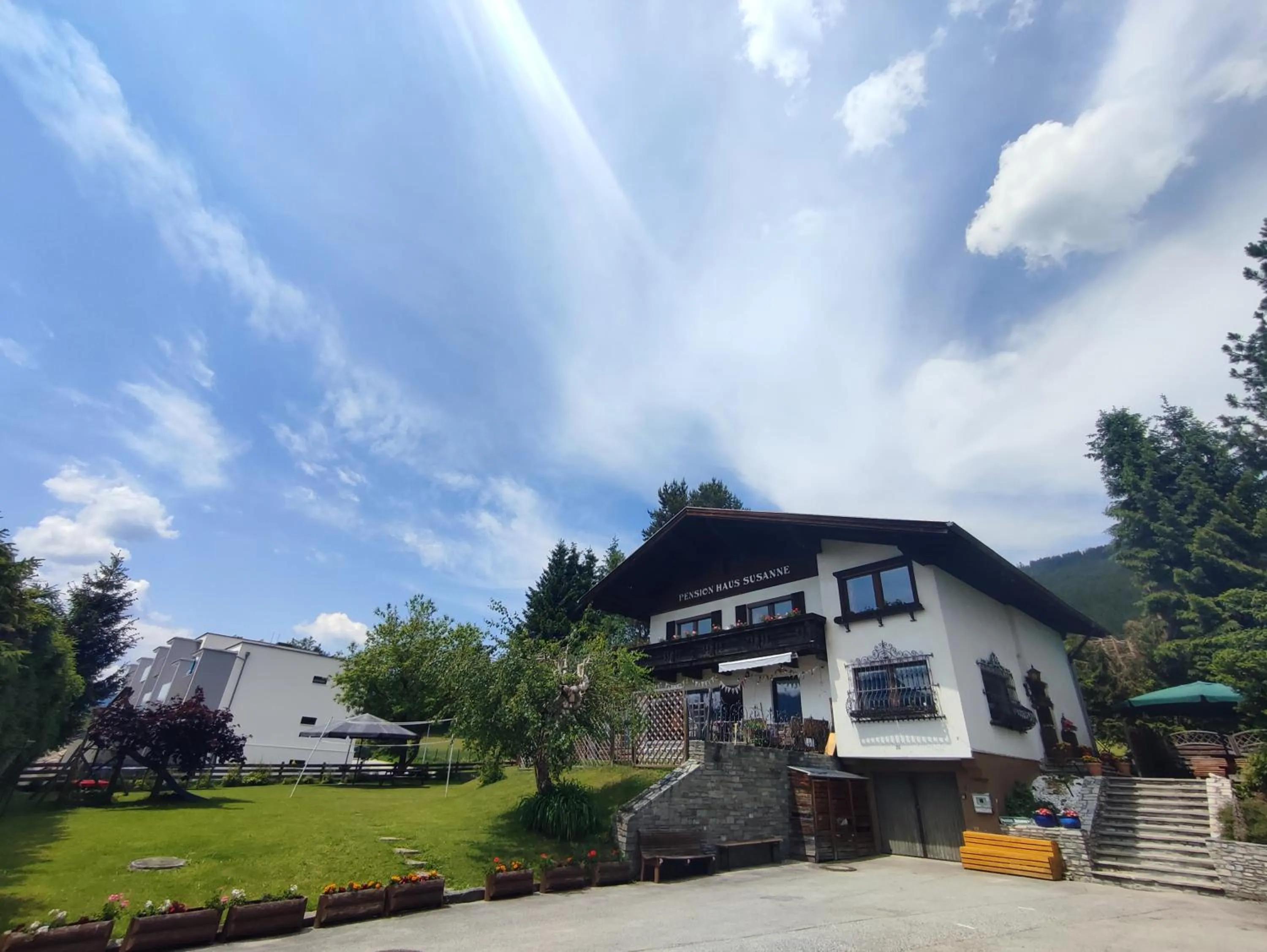 Property building in Haus Susanne