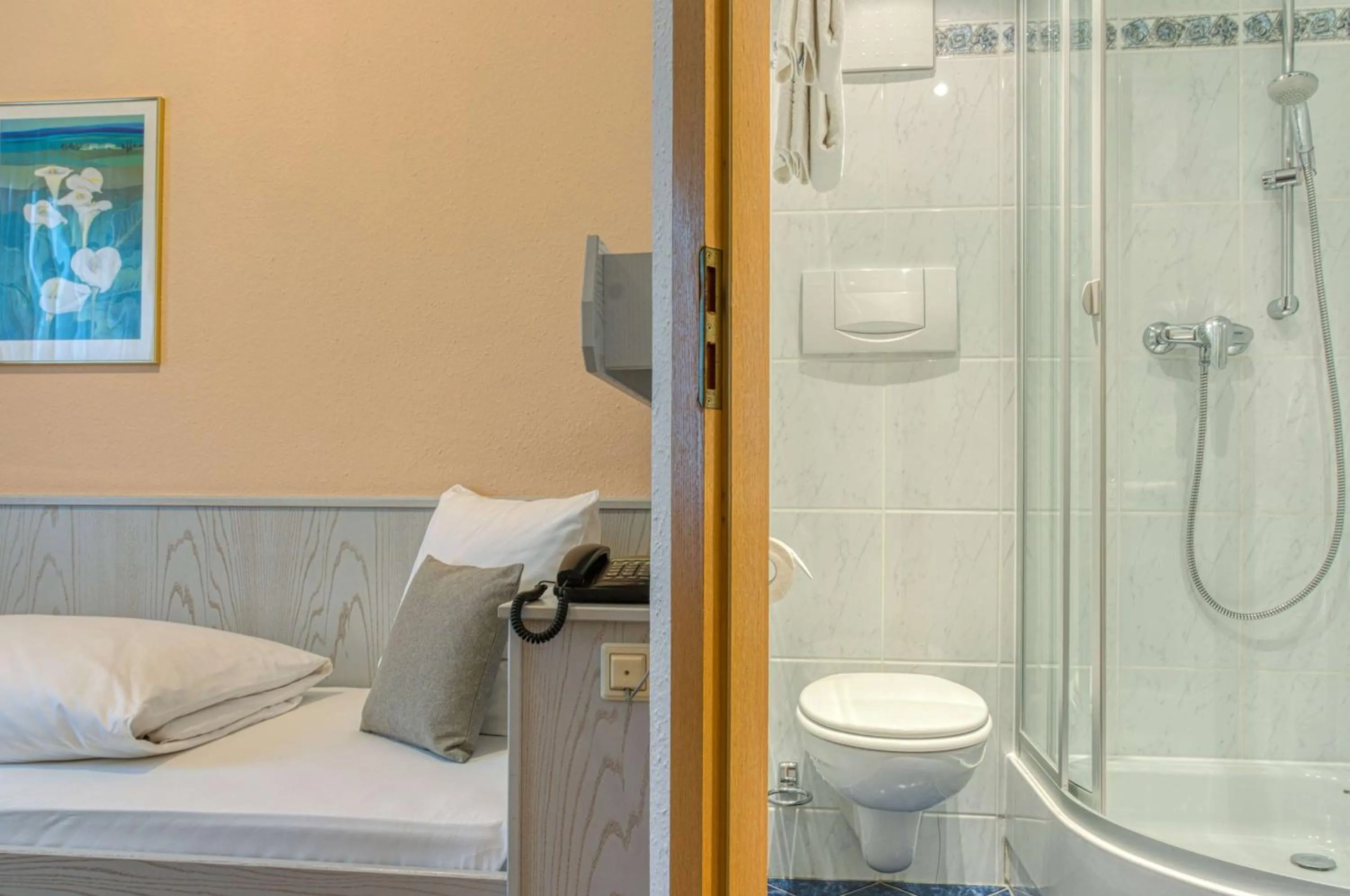 Photo of the whole room in Sautter Hotel Stuttgart City