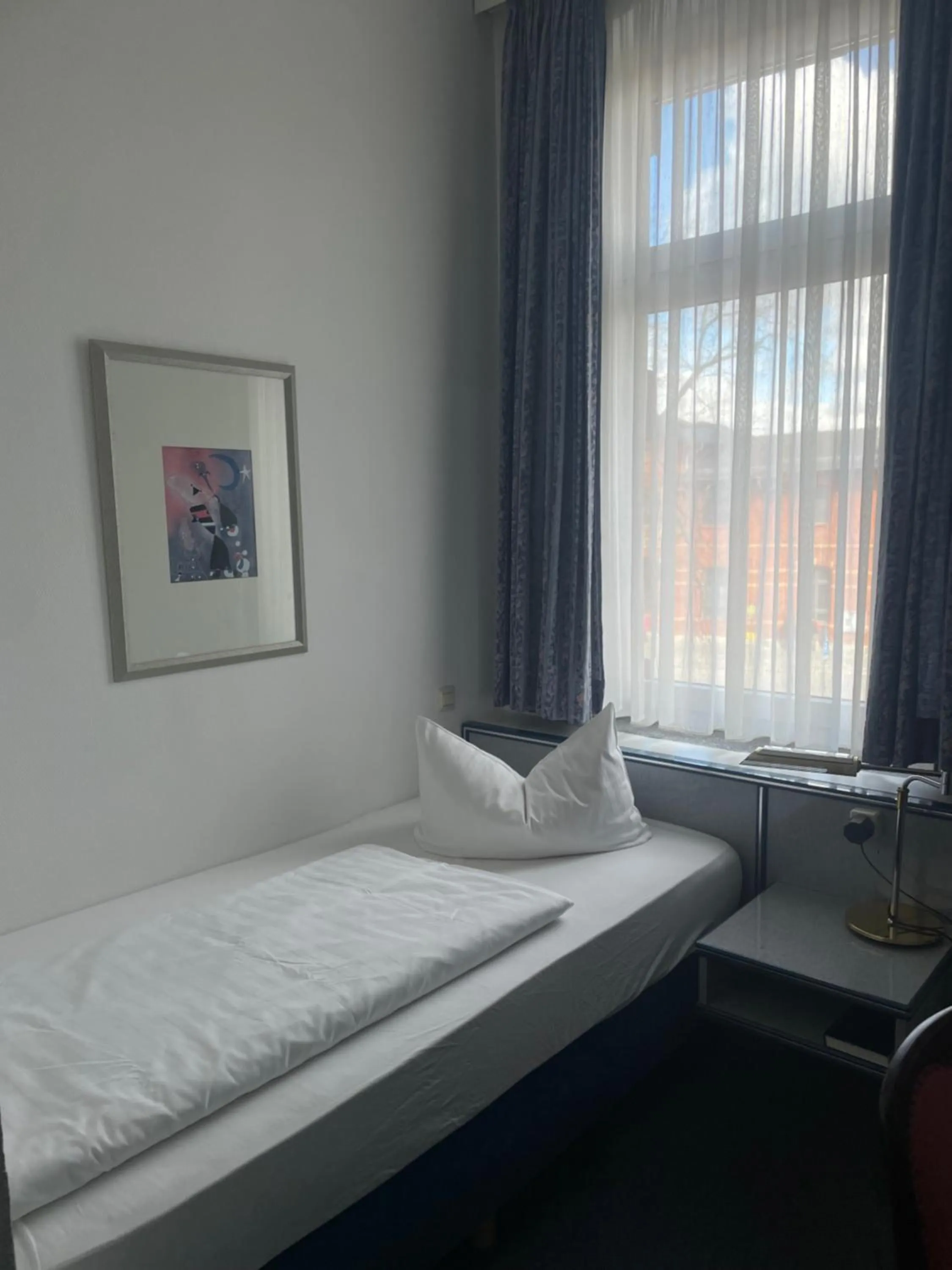 Photo of the whole room, Bed in Hotel Krone