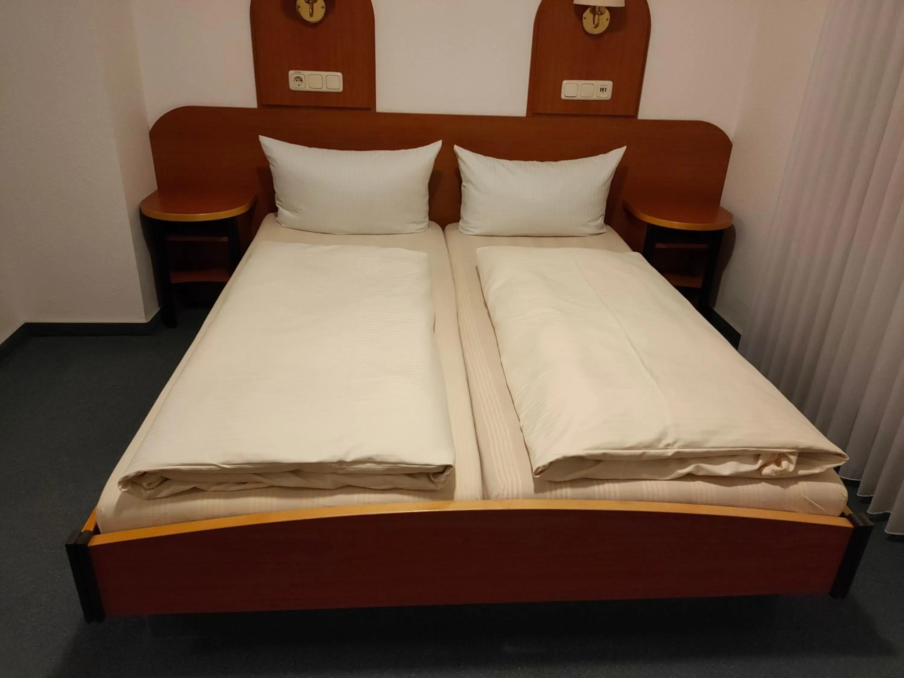 Bed in Hotel zur Eisenbahn