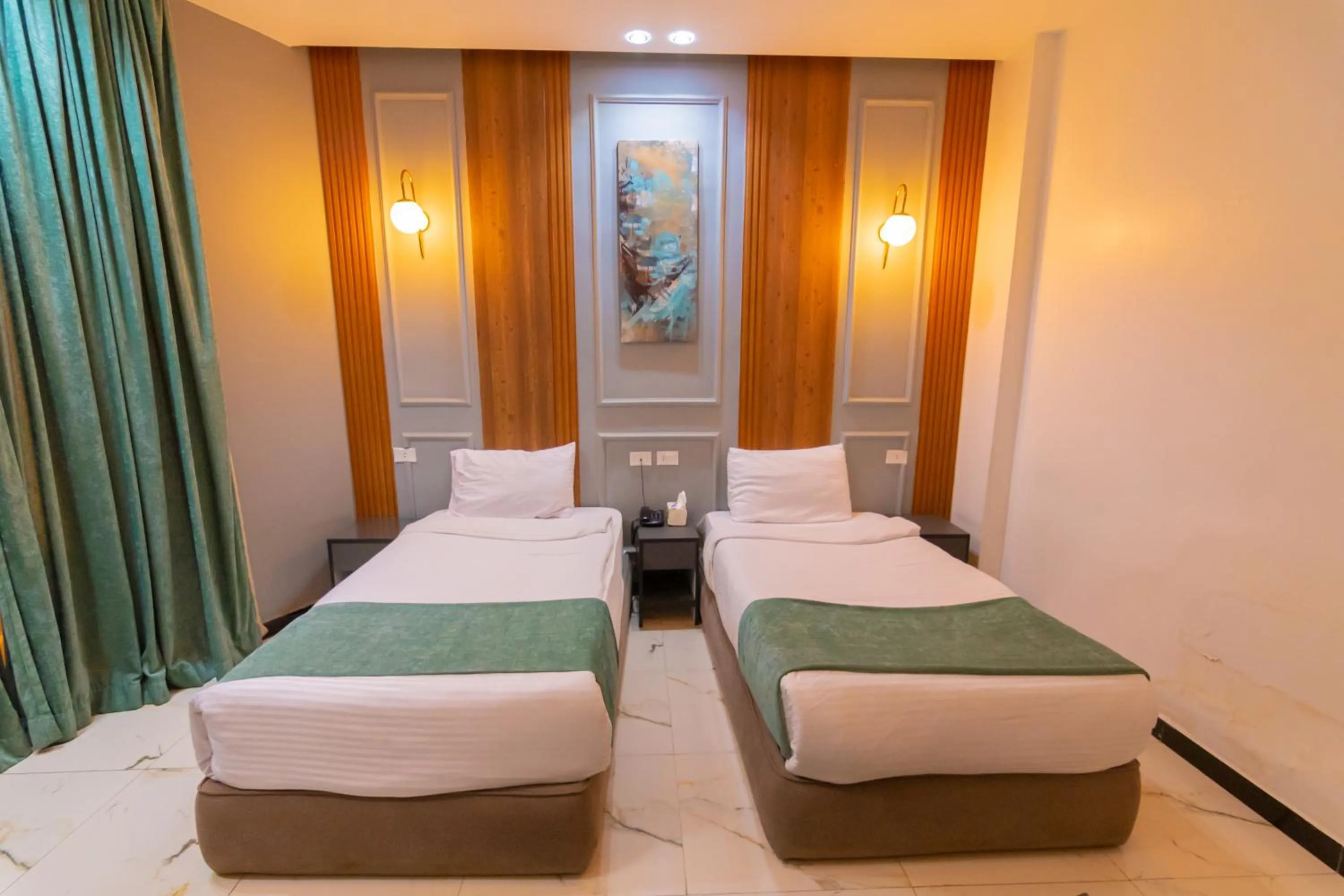 Bedroom, Bed in Museum Plaza