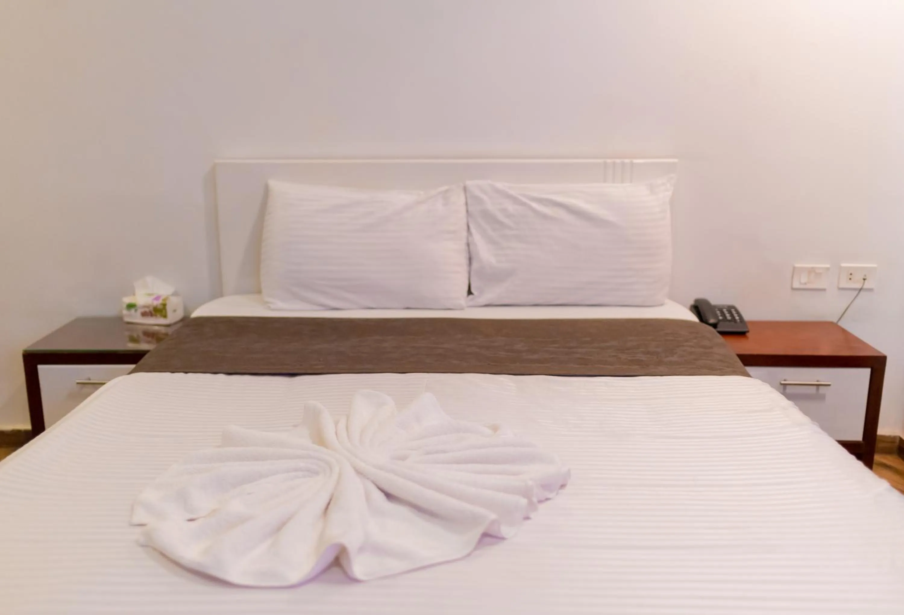 Bedroom, Bed in Museum Plaza