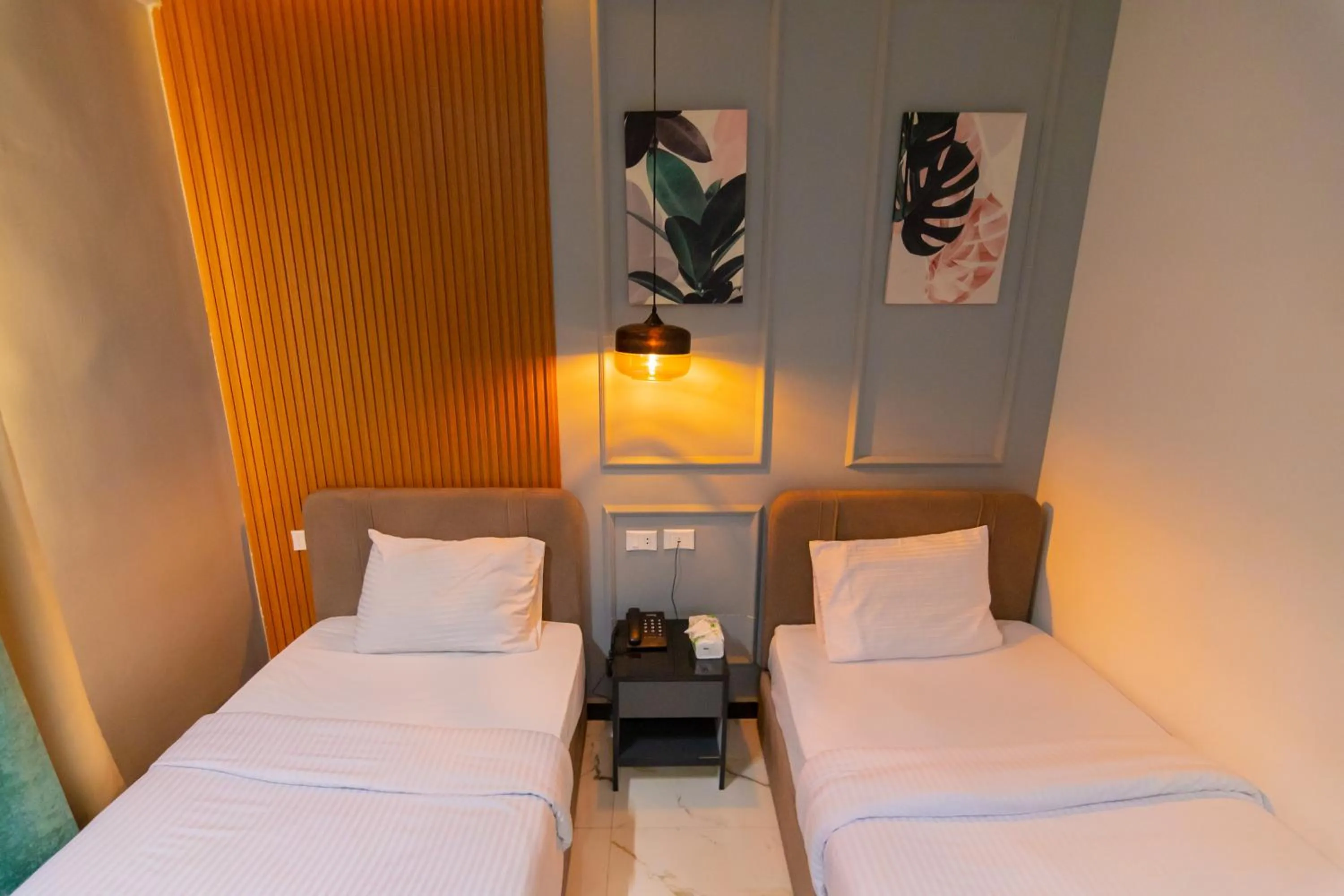 Bedroom, Bed in Museum Plaza