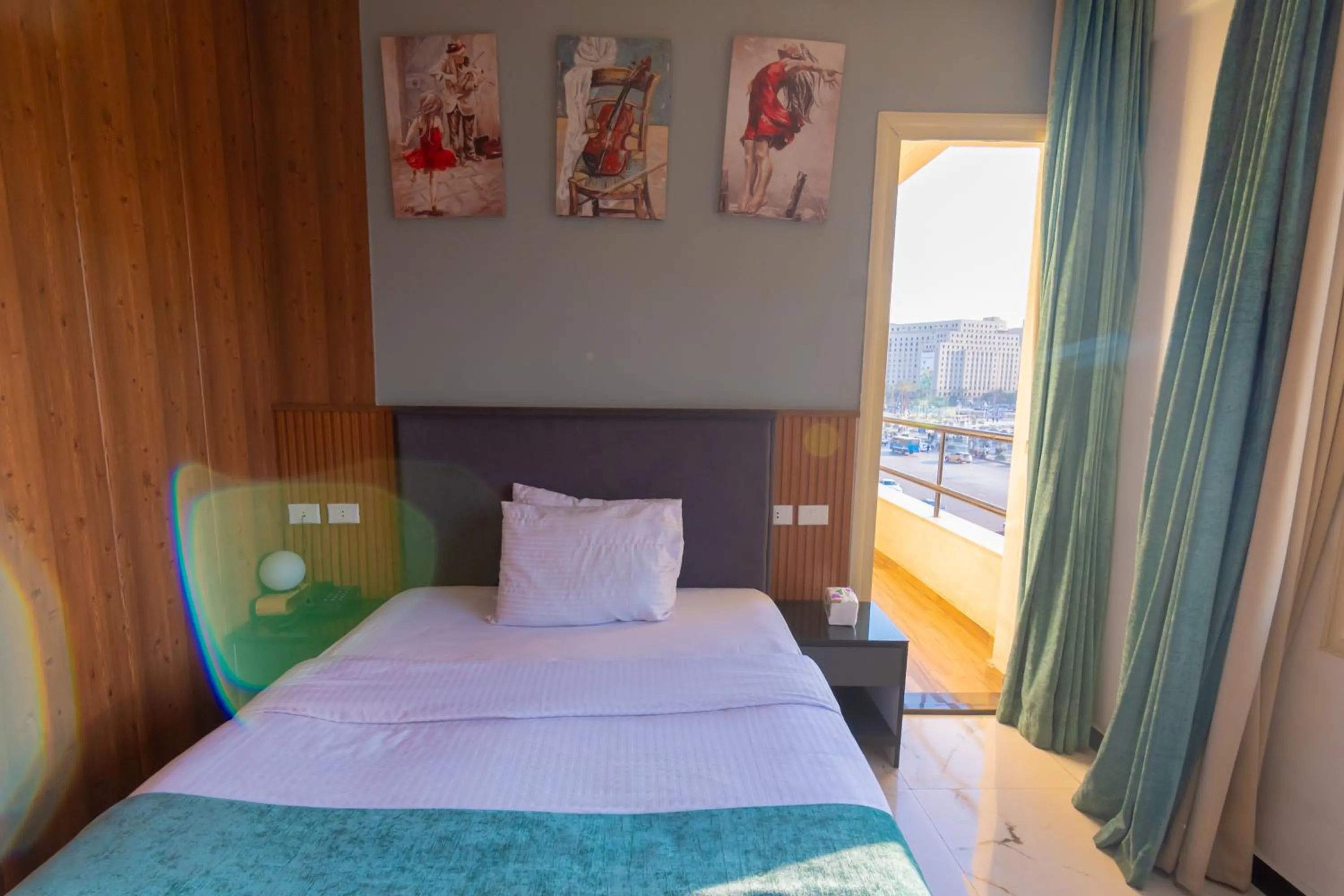 Bedroom, Bed in Museum Plaza