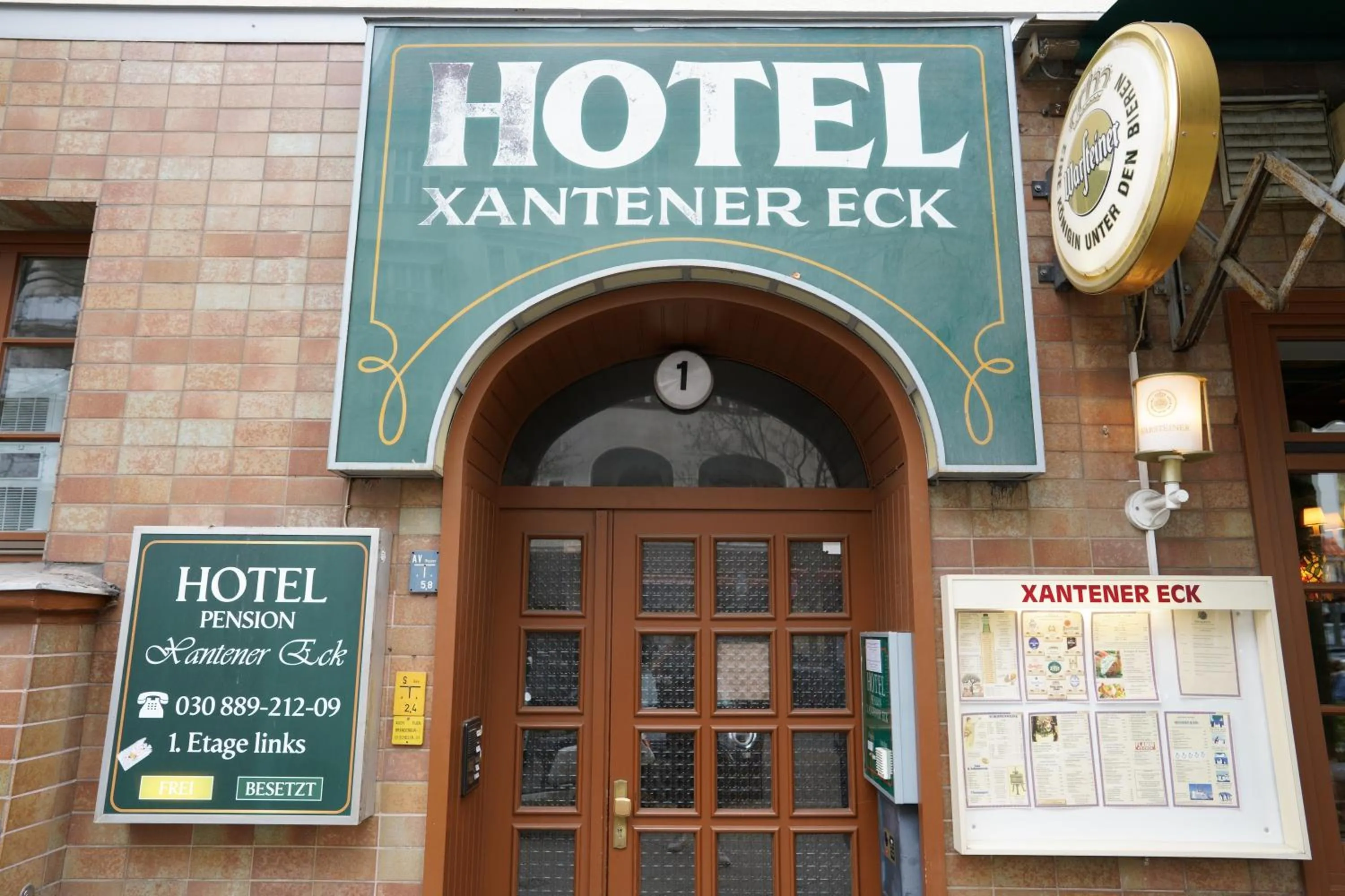 Property building in Hotel Xantener Eck