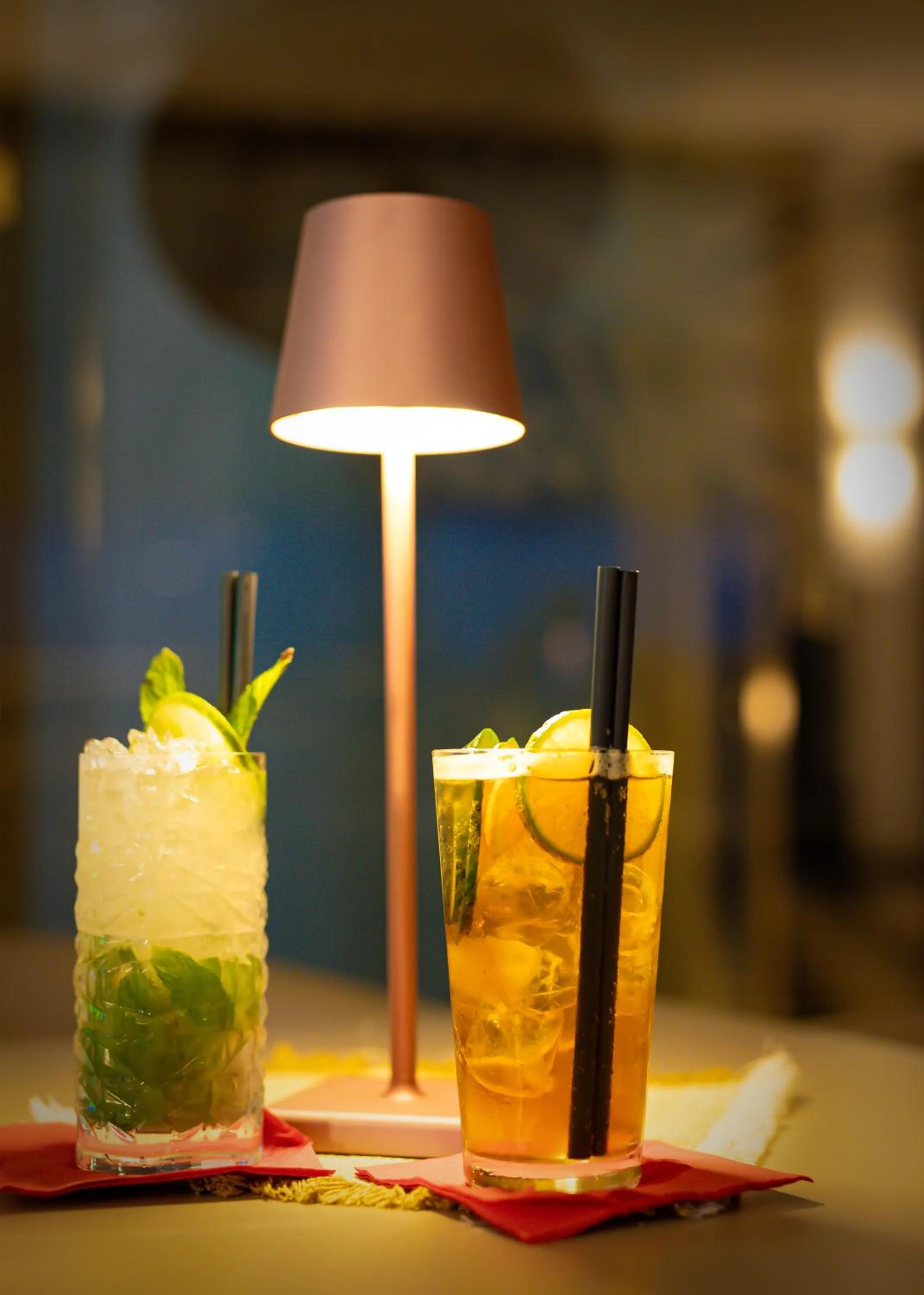 Lounge or bar in Wind Hotel