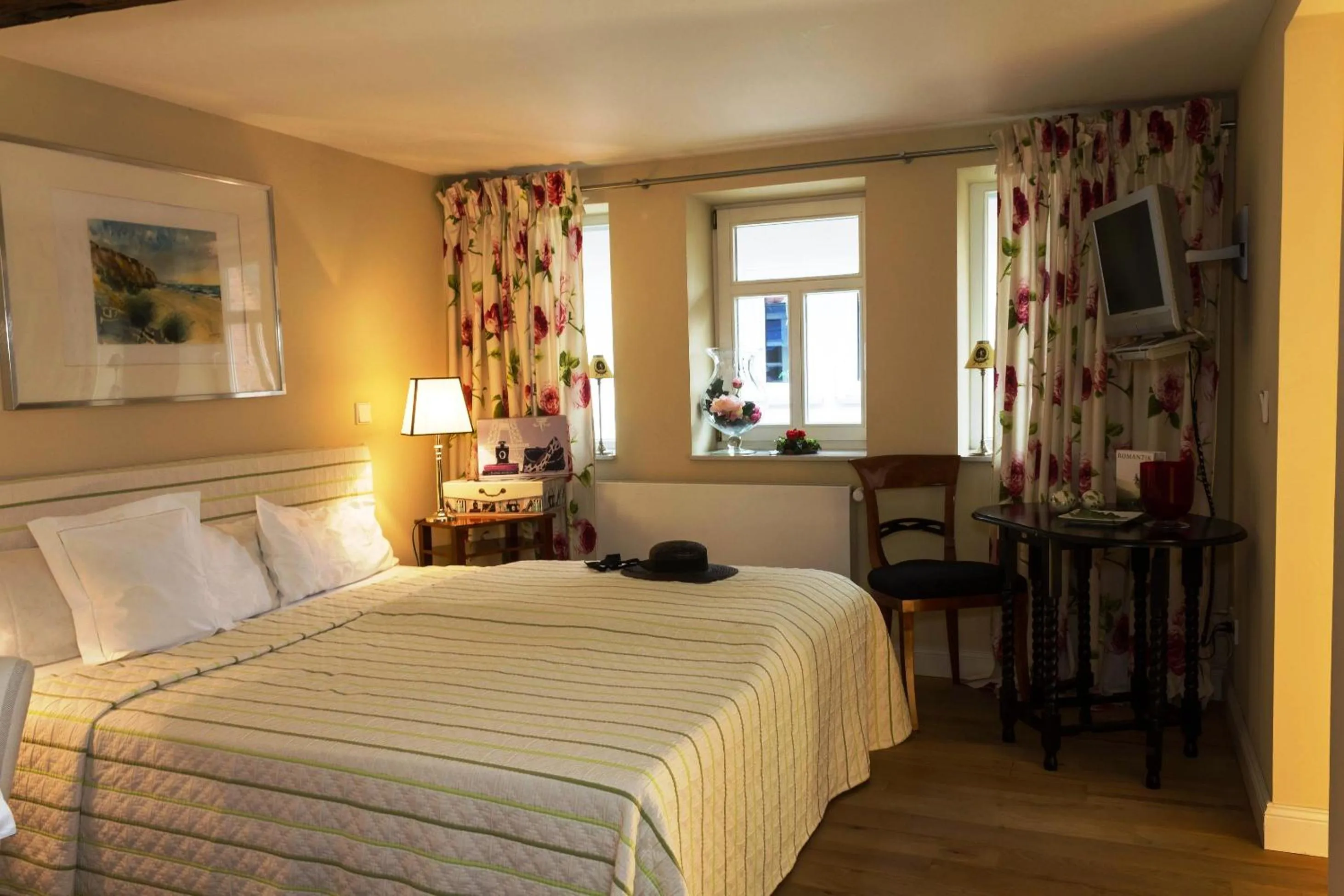 Photo of the whole room in Romantik Hotel Zum Rosenhof