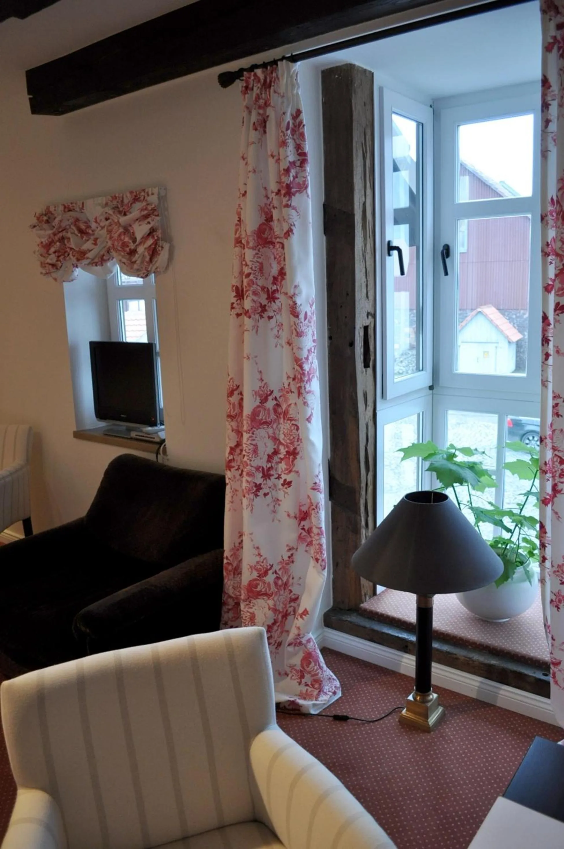 Photo of the whole room in Romantik Hotel Zum Rosenhof