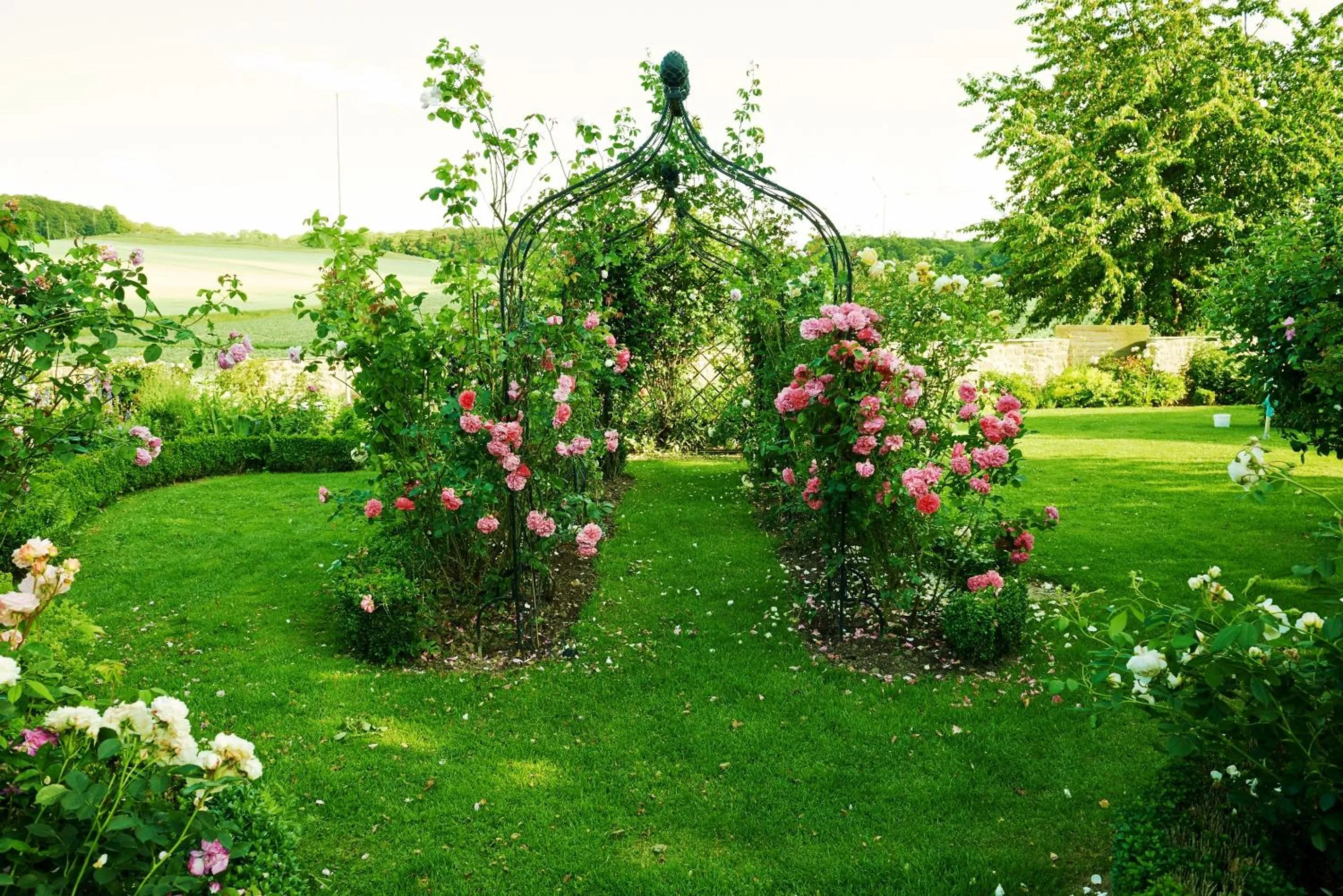 Garden in Romantik Hotel Zum Rosenhof