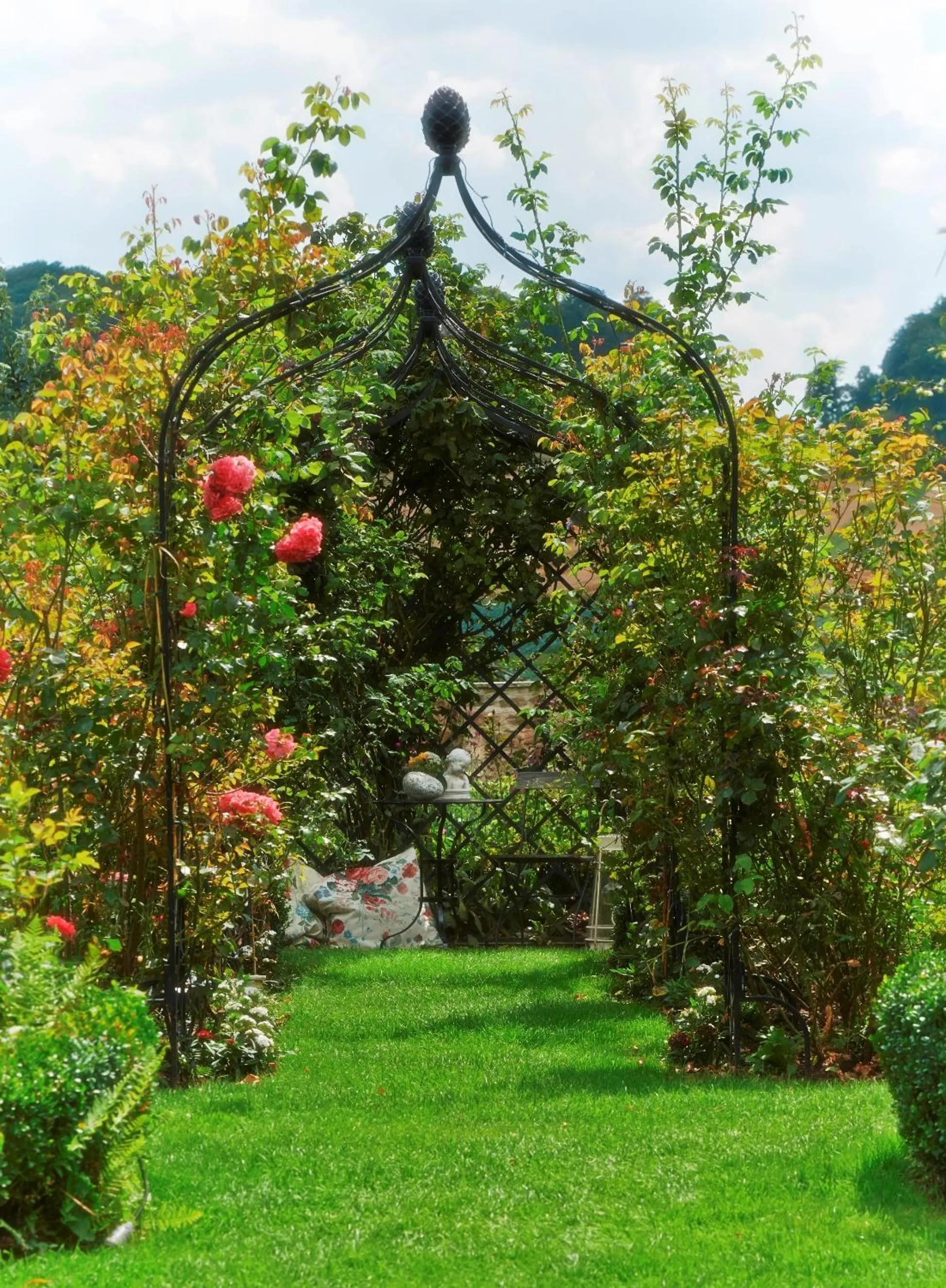Garden in Romantik Hotel Zum Rosenhof