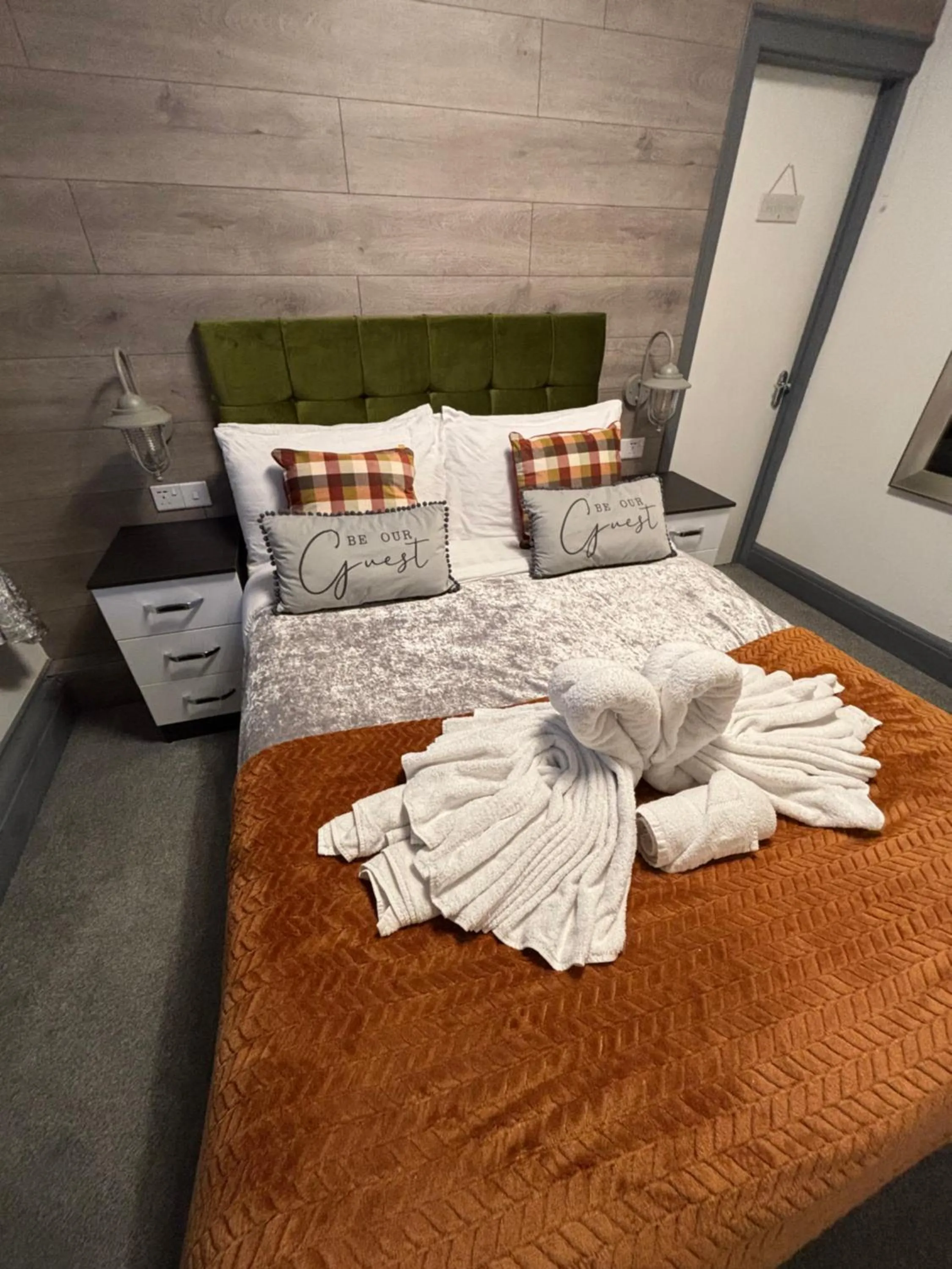 Bed in Kings Boutique Hotel