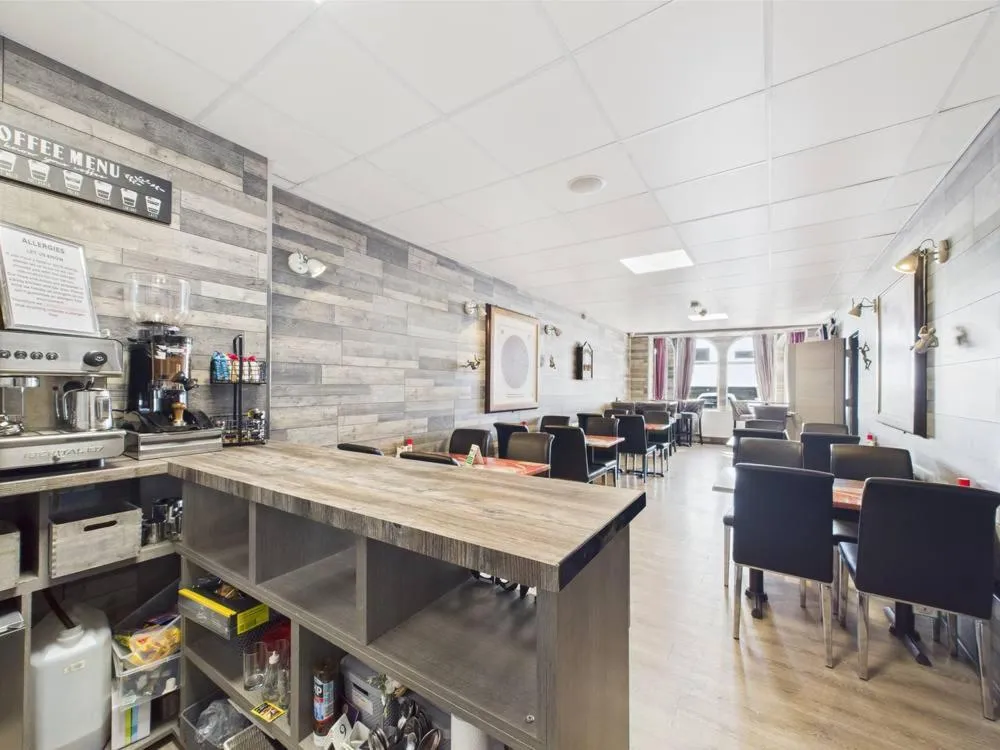 Dining area in Kings Boutique Hotel