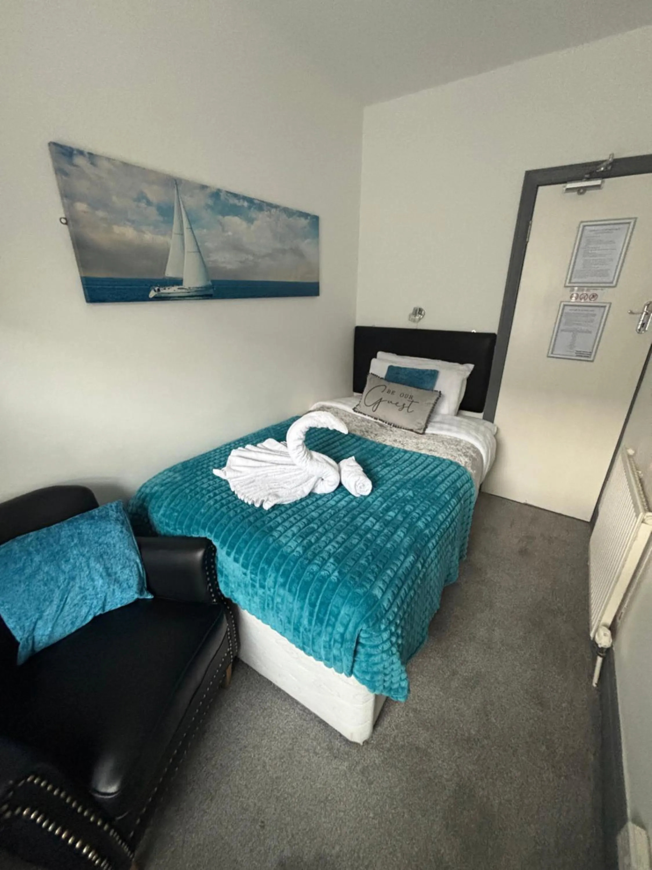 Bed in Kings Boutique Hotel