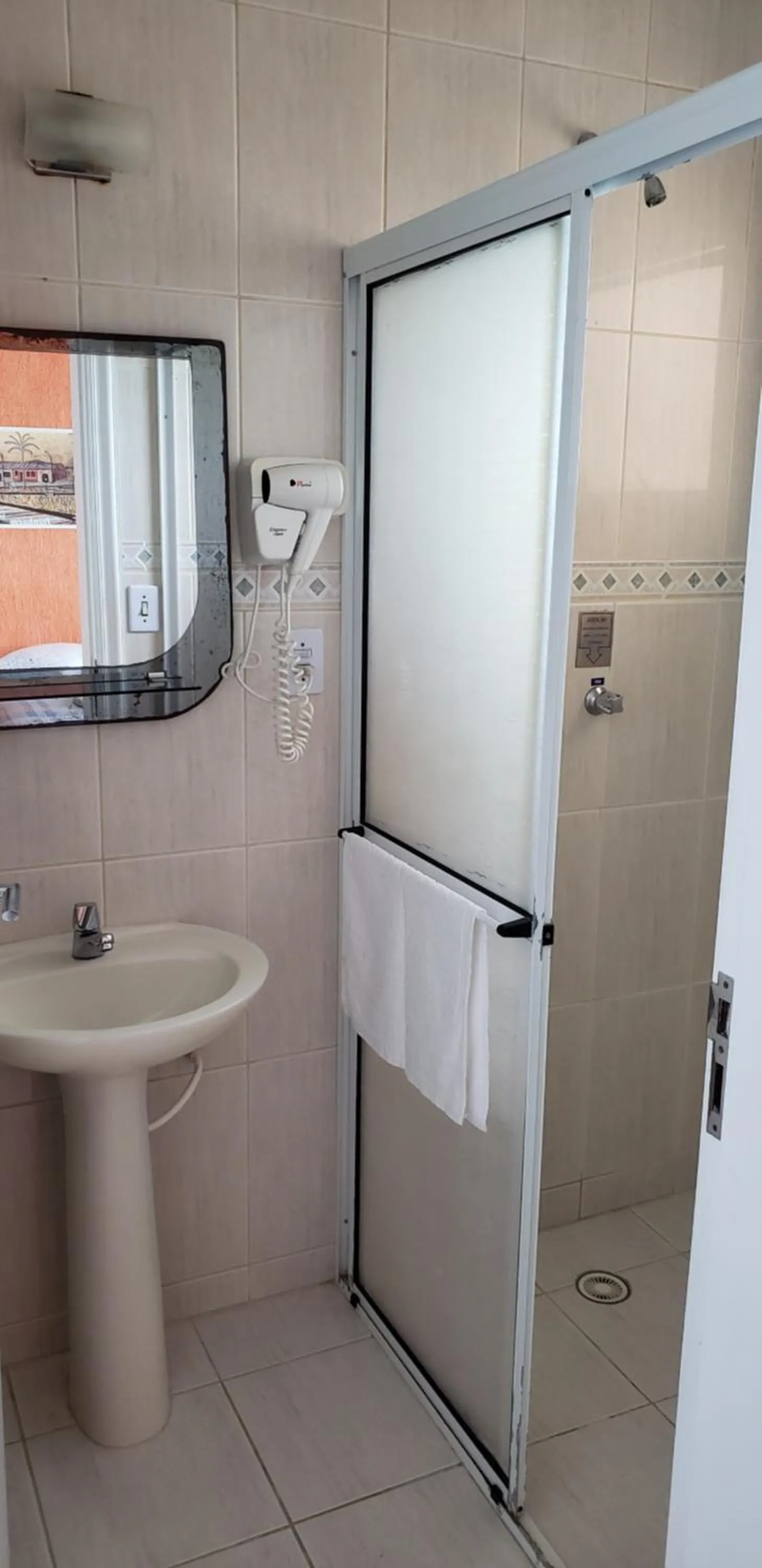 Bathroom in HOTEL CLUBE AZUL DO MAR