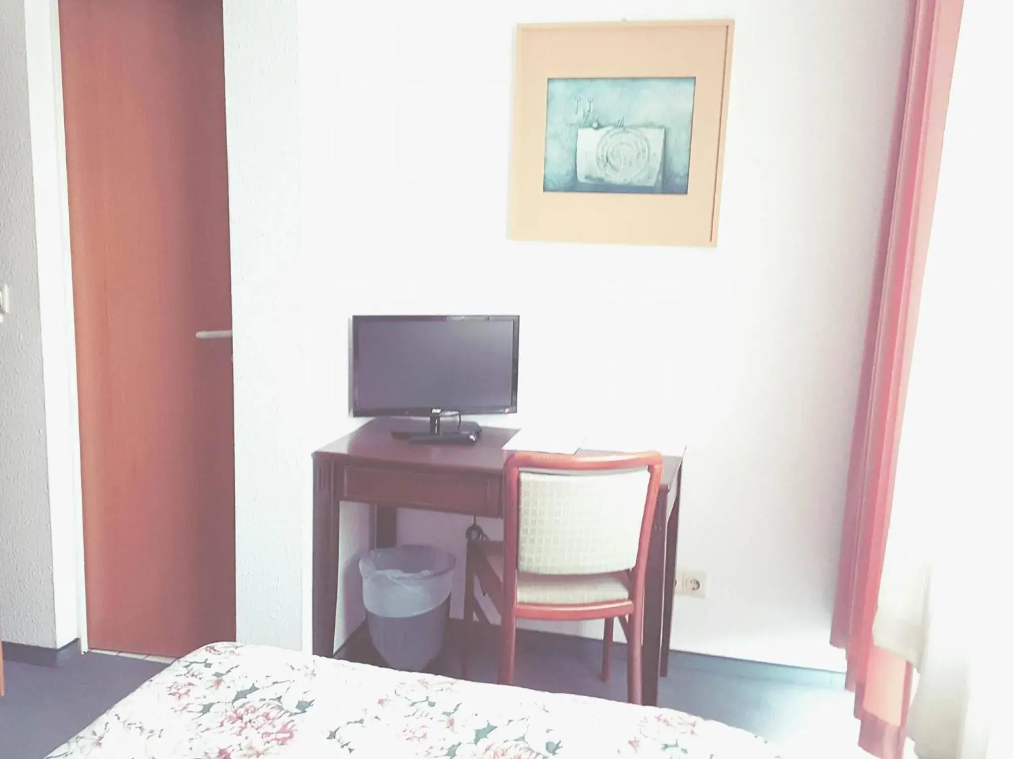 Single Room in Hotel Kölner Hof Single Room in Hotel Kölner Hof