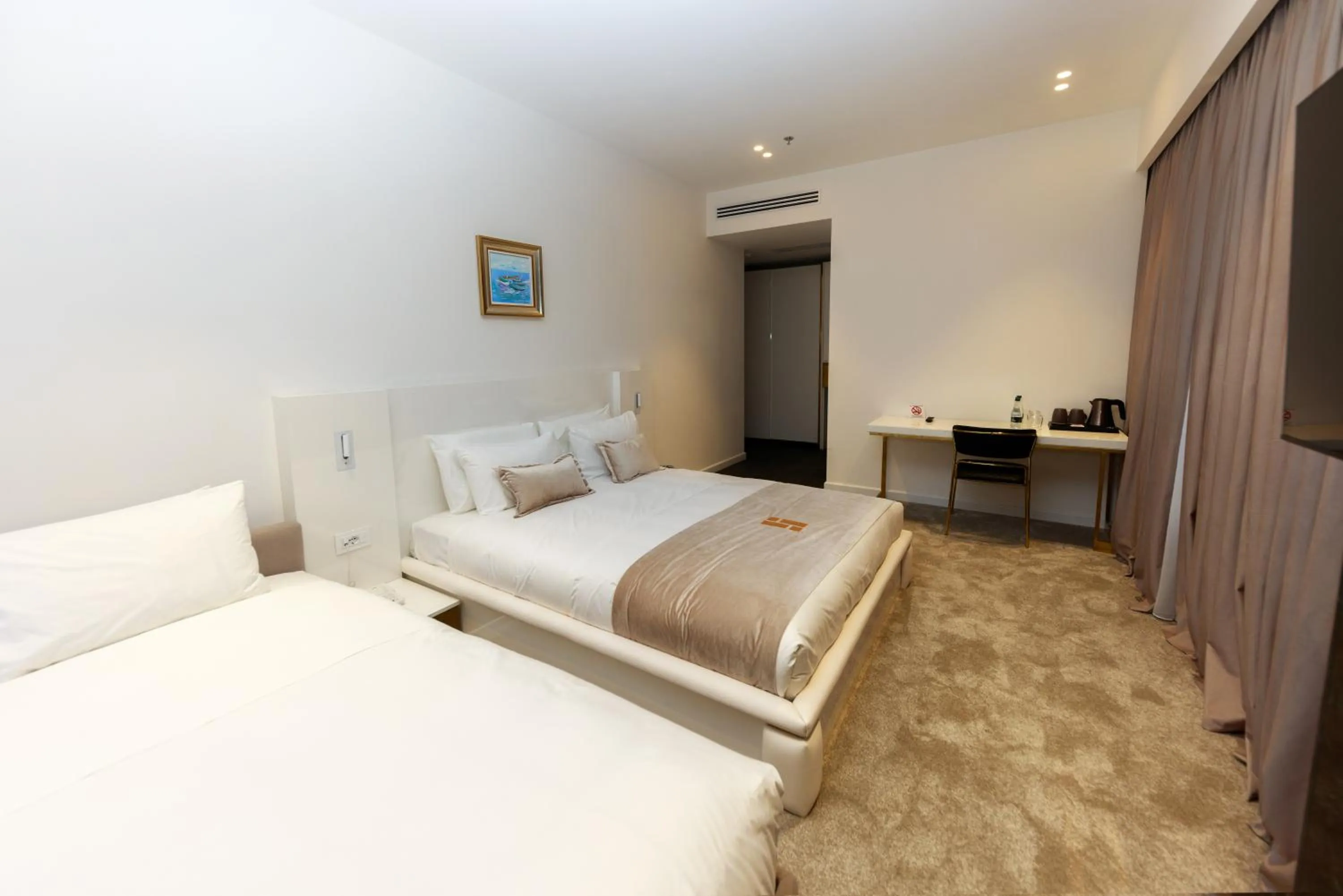 Bed in Habitat Hotel Tirana