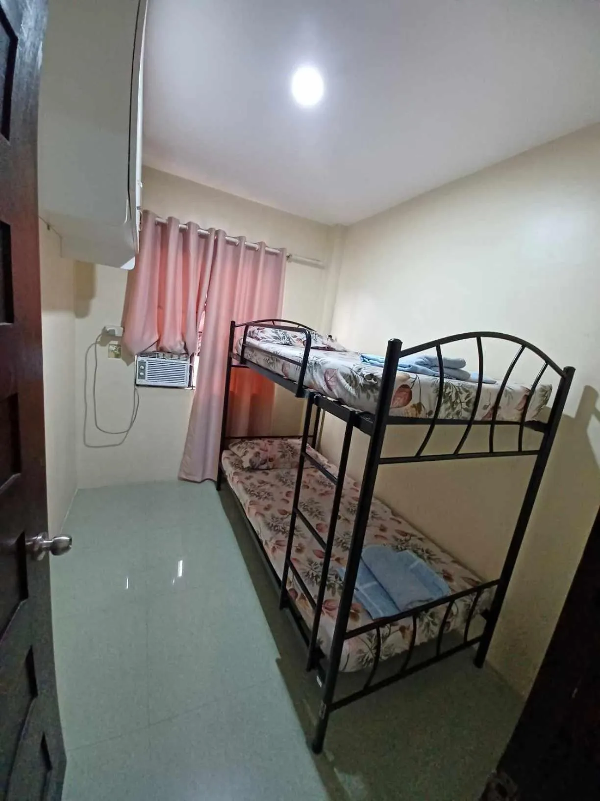 Bedroom, Bed in 2020 Travelers Inn