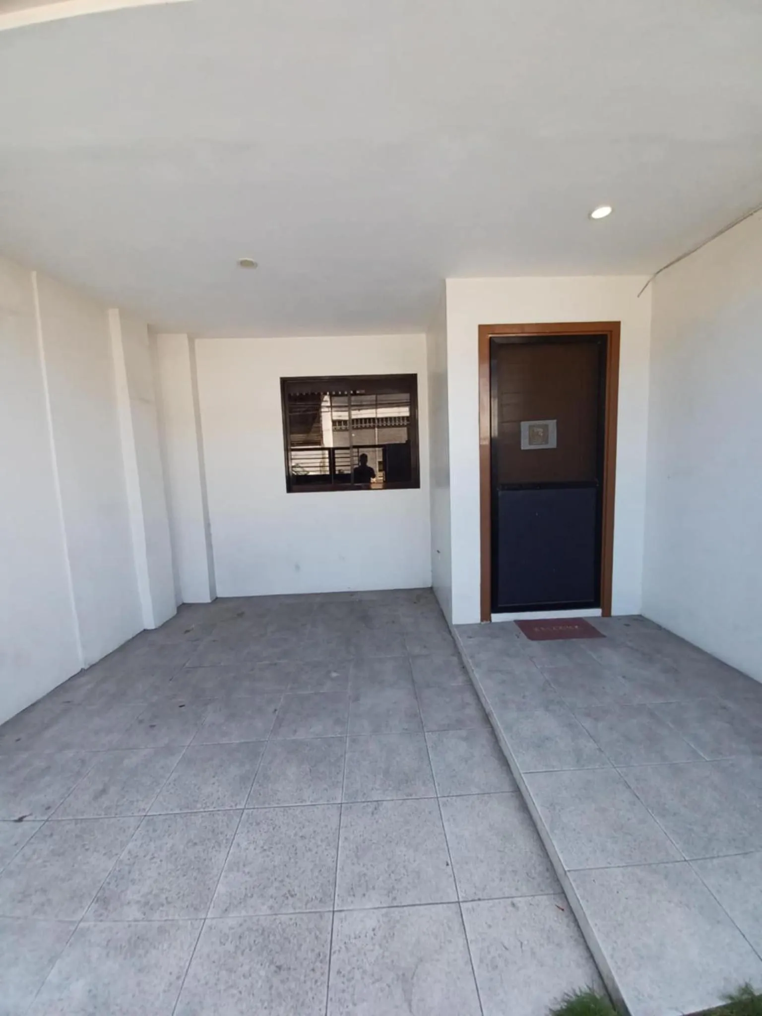 Parking in 2020 Travelers Inn