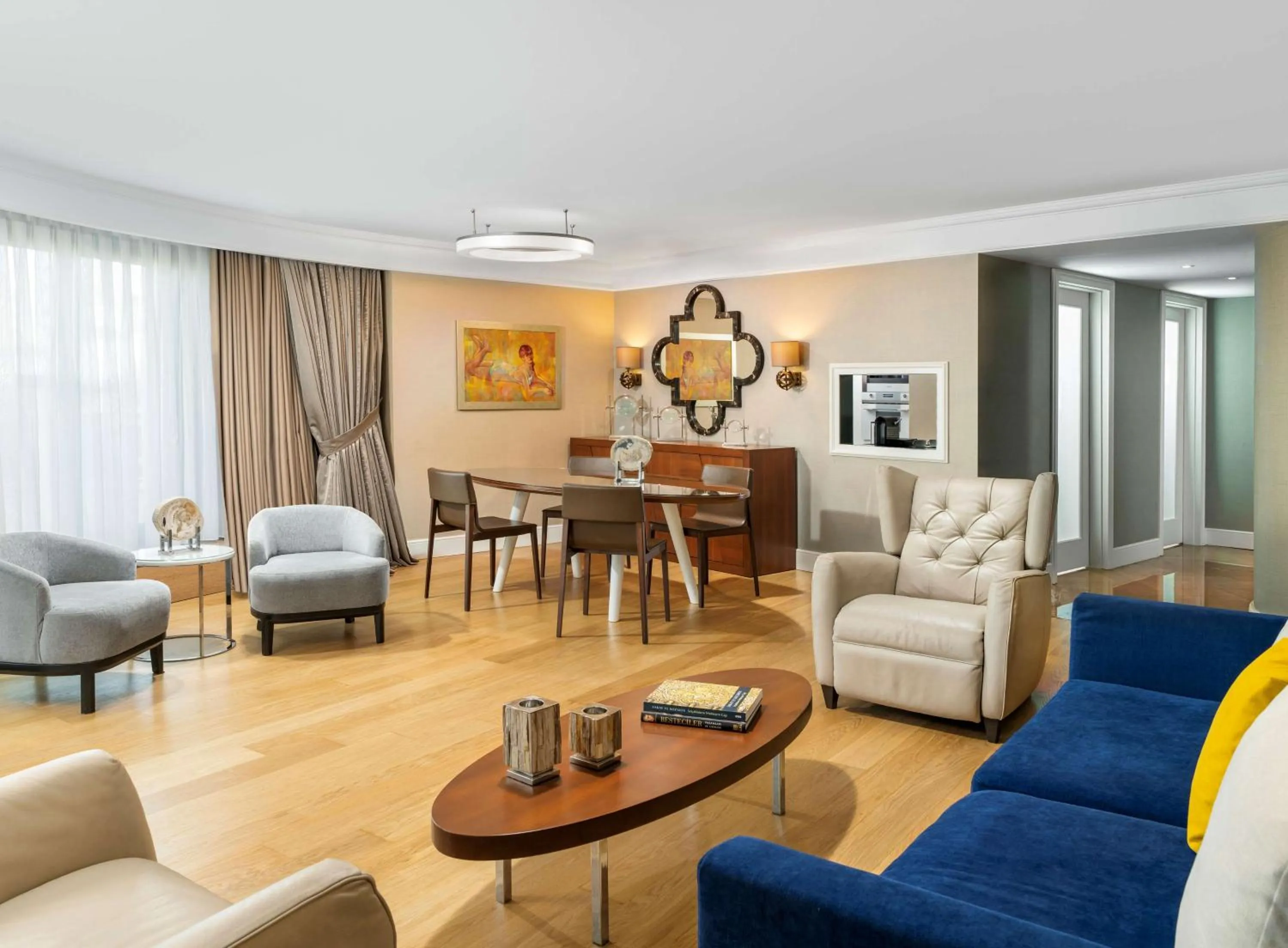 Photo of the whole room in Radisson Blu Hotel, Istanbul Sisli