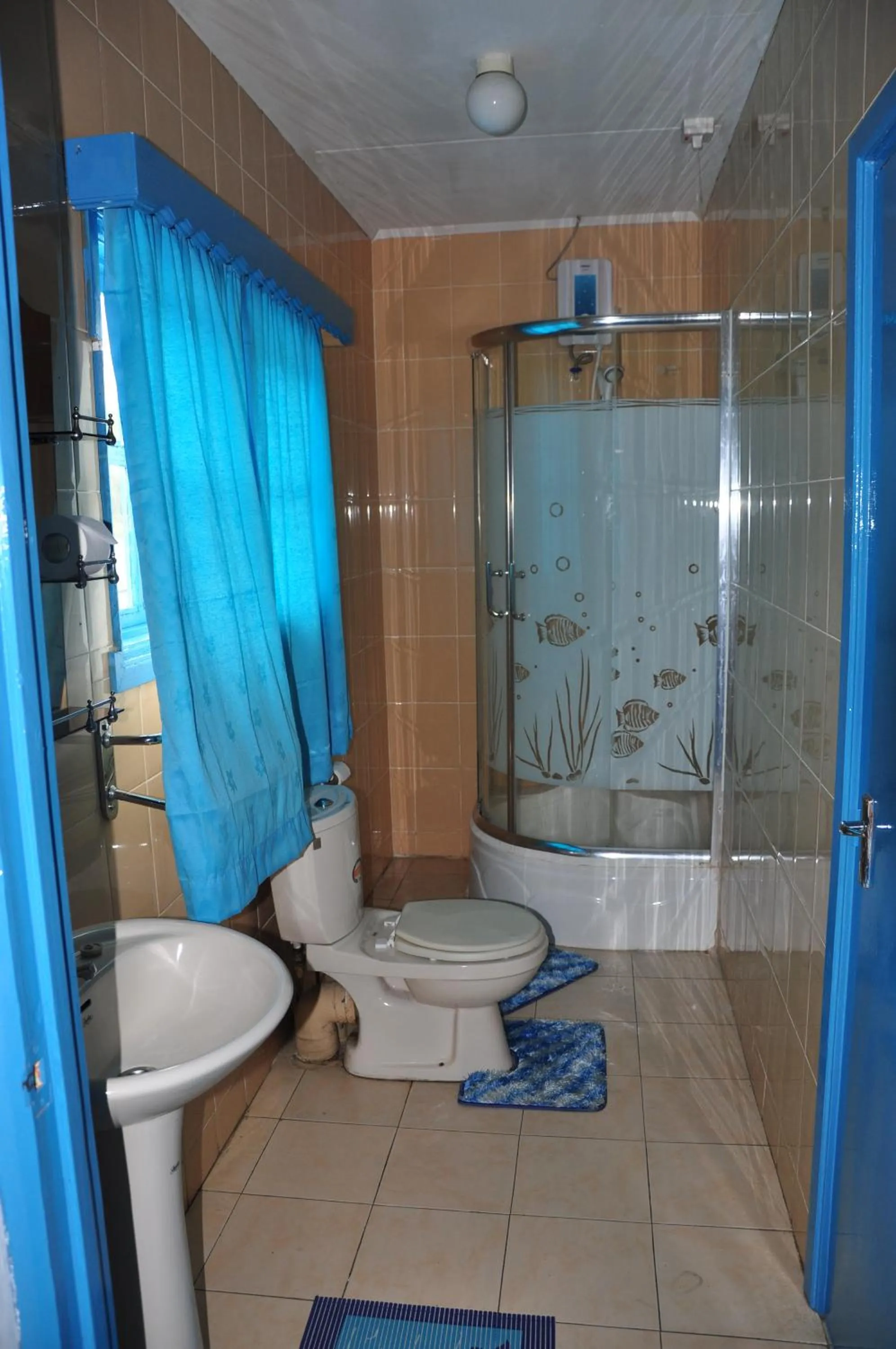 Bathroom in Le Chateau Bleu