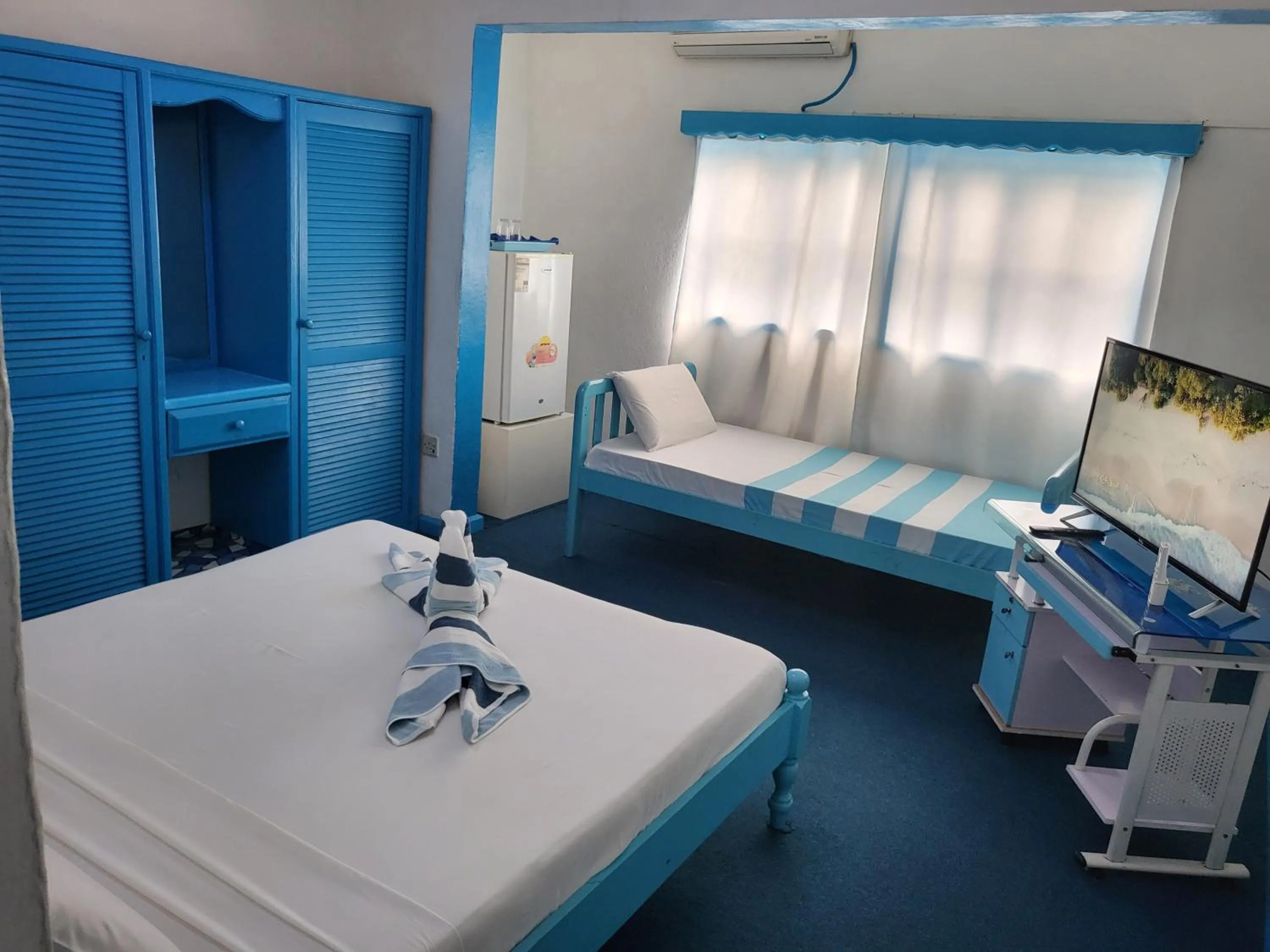 TV and multimedia, Bed in Le Chateau Bleu