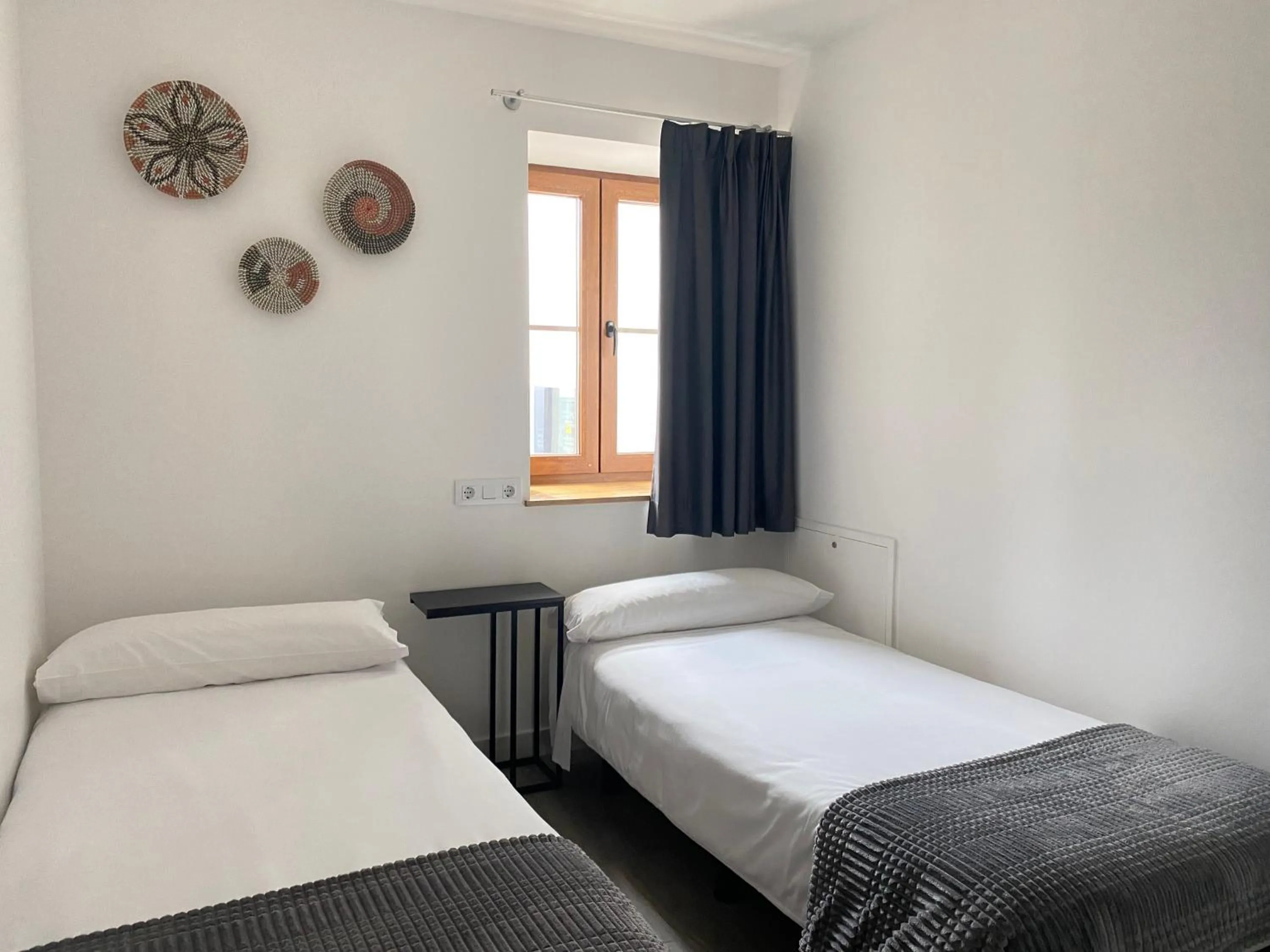 Photo of the whole room, Bed in Jardines Villaverde