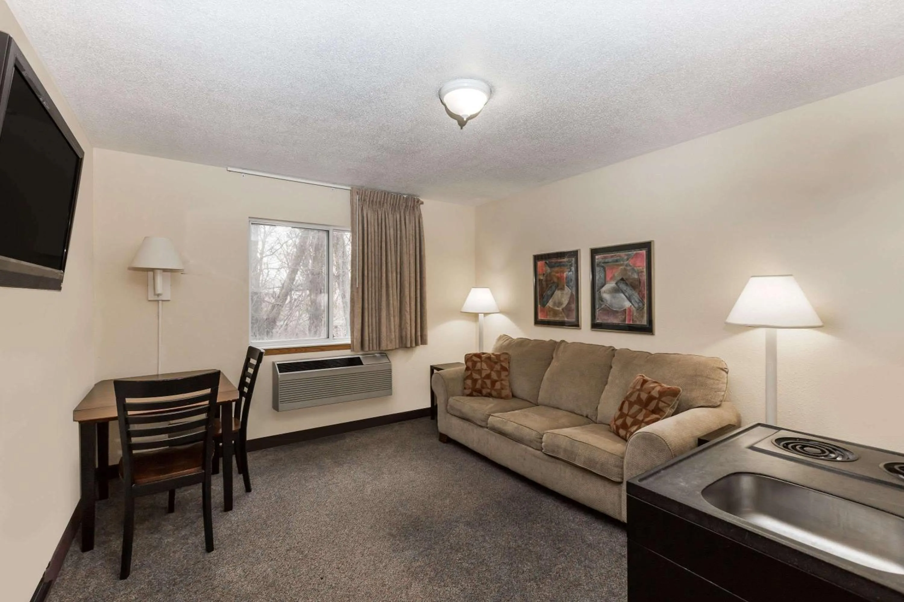 Photo of the whole room in Days Inn by Wyndham Atlantic