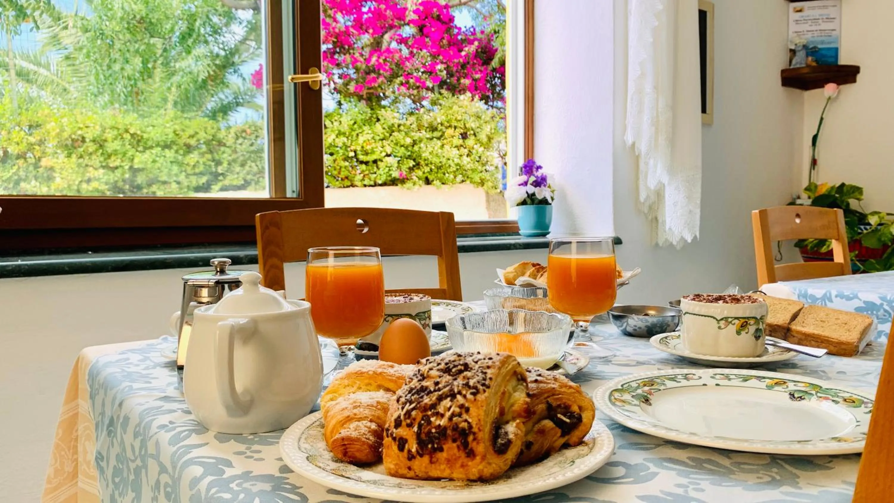 Breakfast in Pensione Casa Verde
