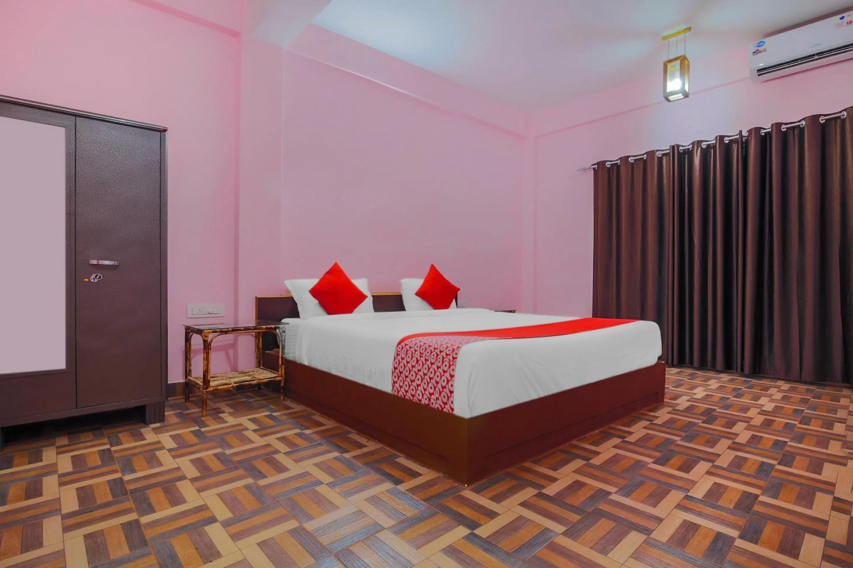 Bedroom in Hotel O Padma