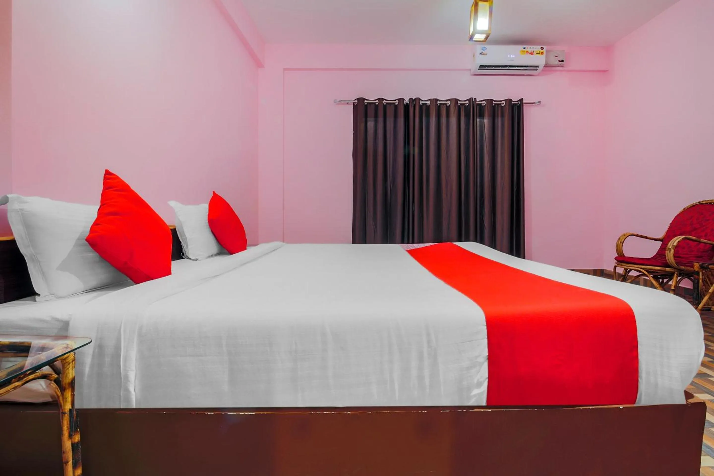 Bedroom in Hotel O Padma