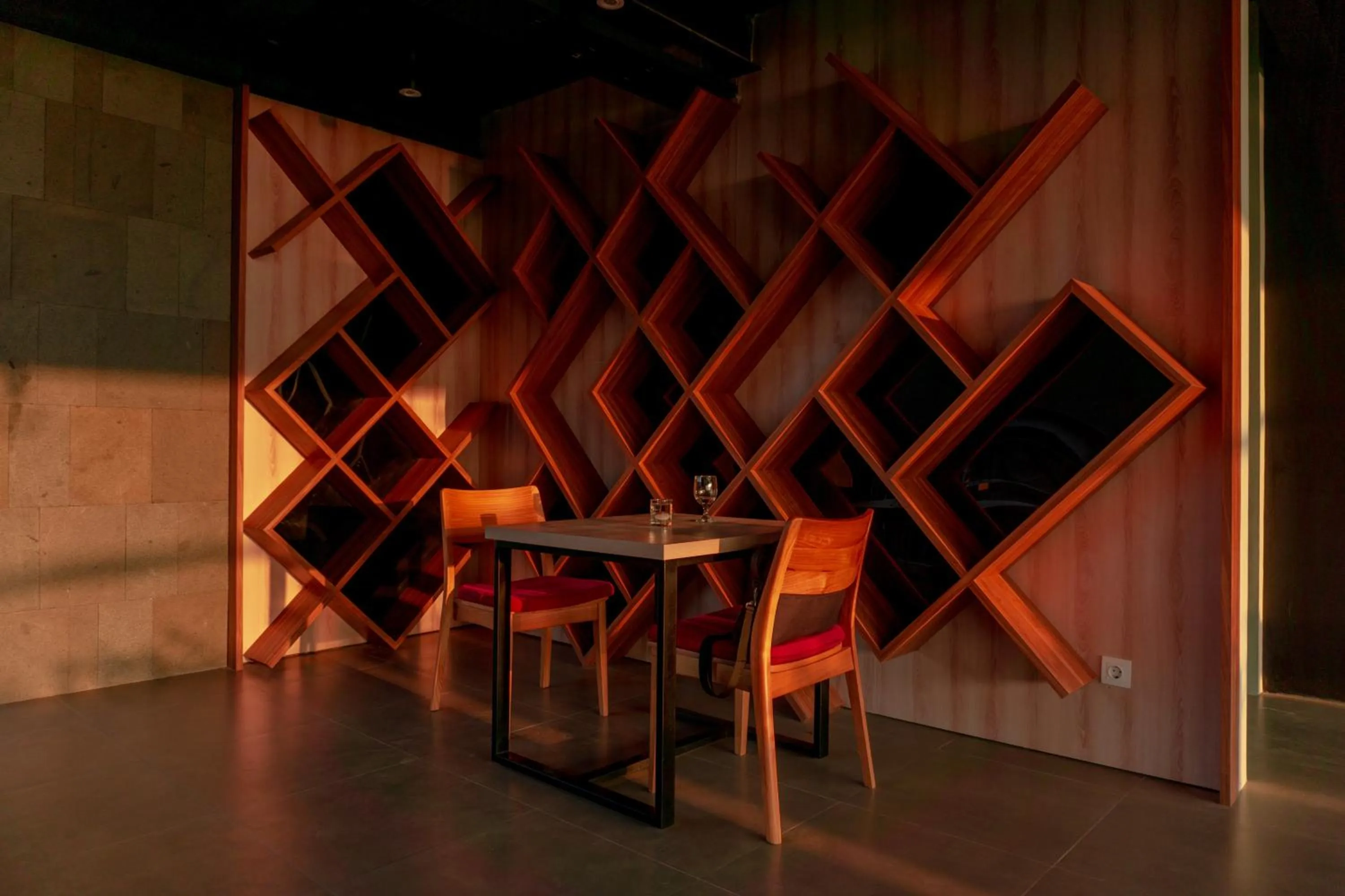 Restaurant/places to eat in Royal Regantris Trawangan