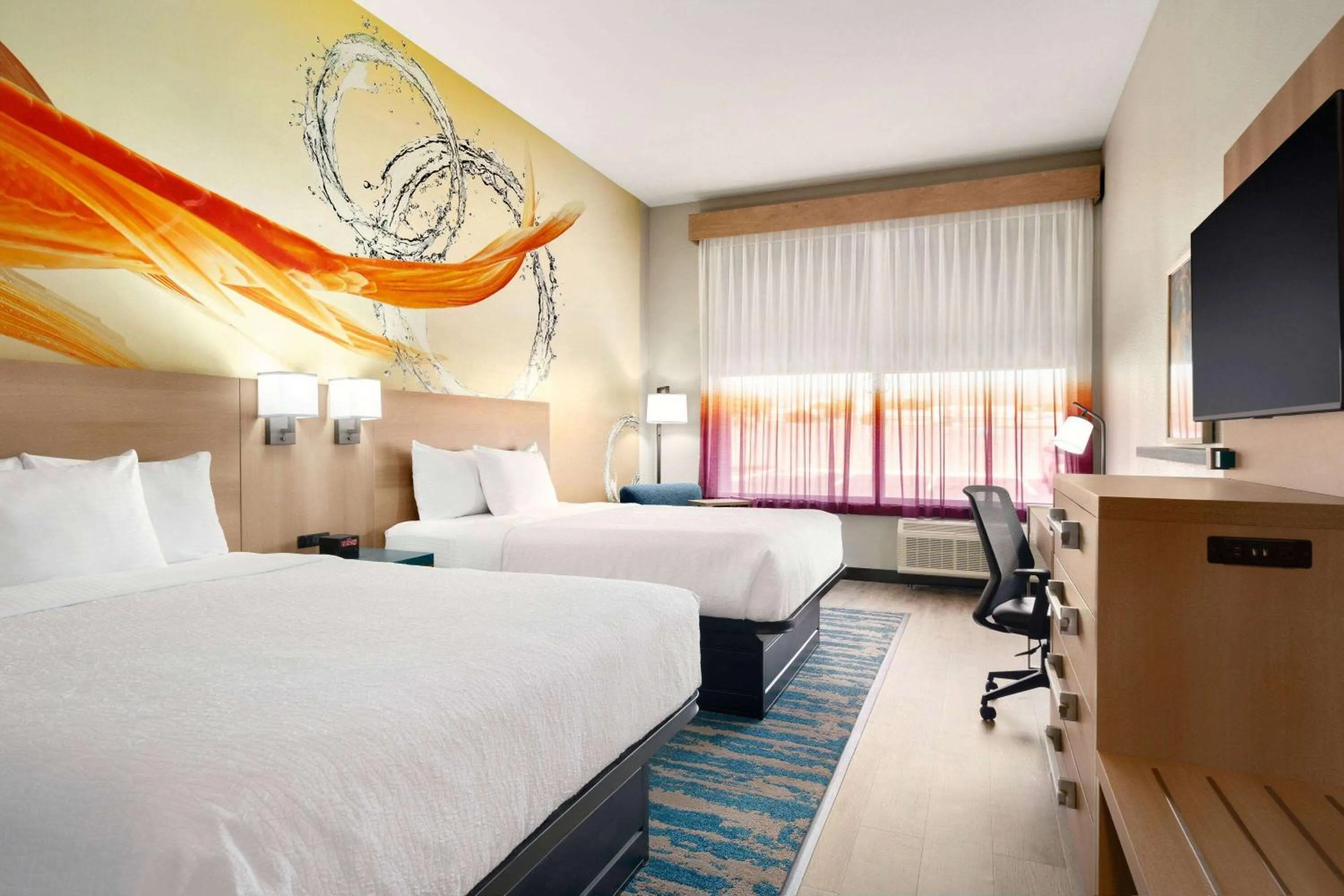 Photo of the whole room, Bed in La Quinta Inn & Suites by Wyndham San Antonio Seaworld LAFB