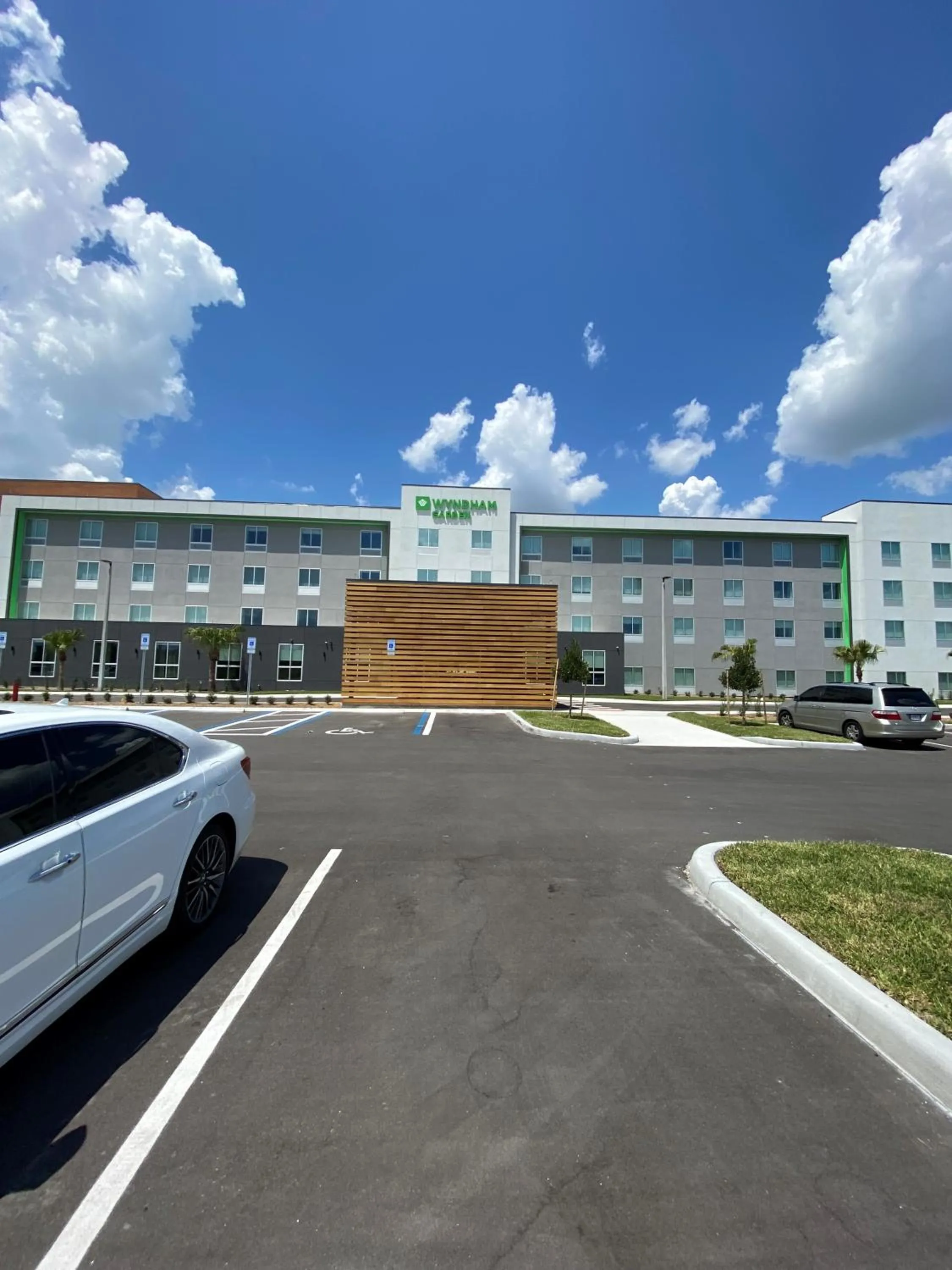 Property building in Wyndham Garden Orlando Airport - Free Airport Shuttle