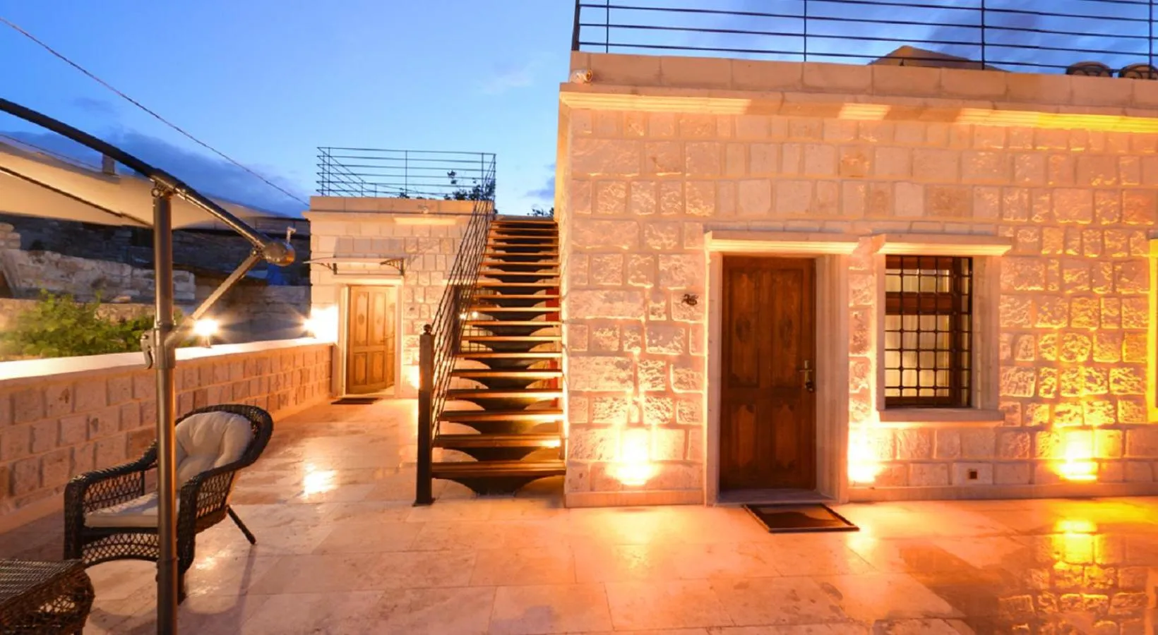 Patio in Pegas Cave Suites