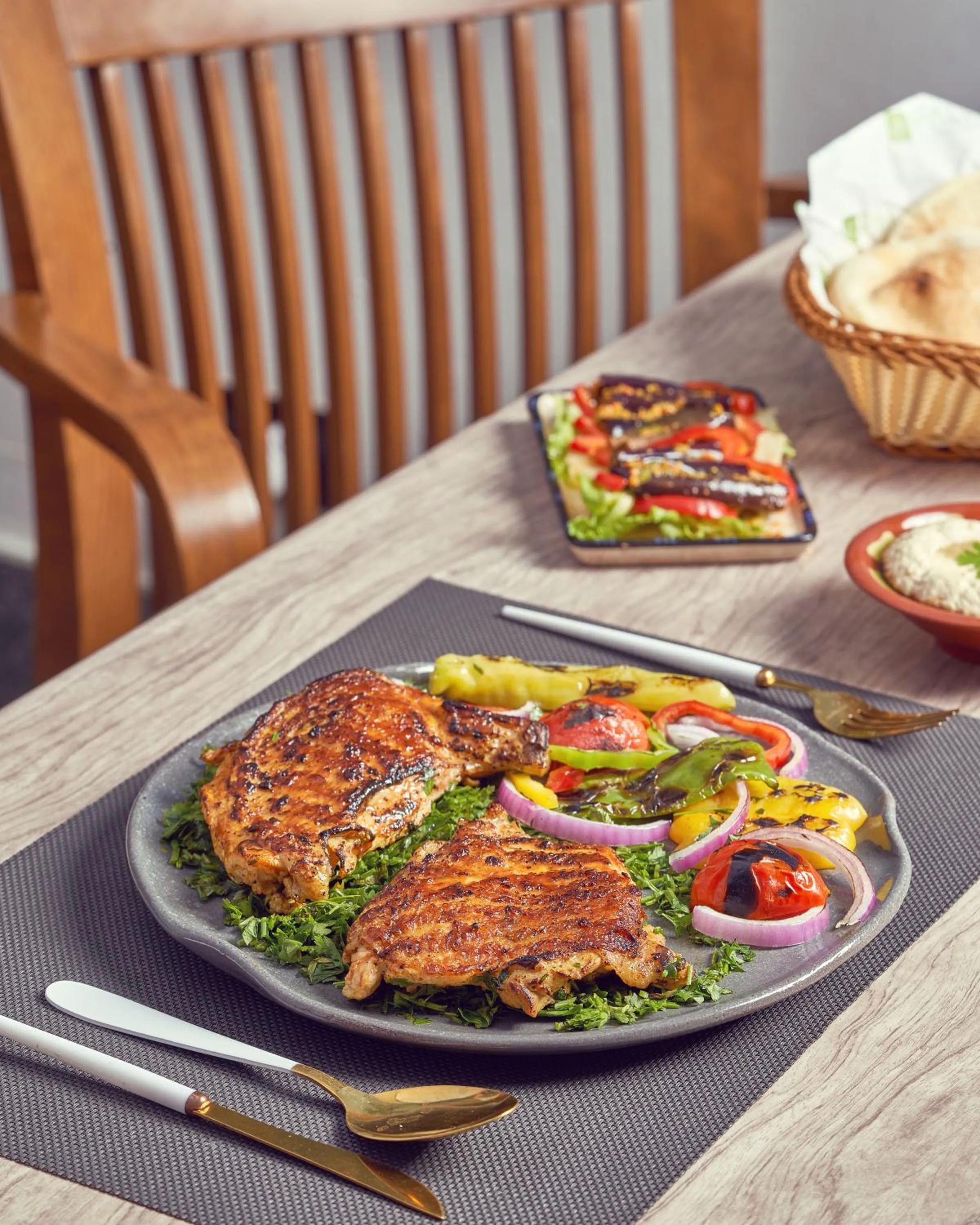 Restaurant/places to eat in Palma Hotel