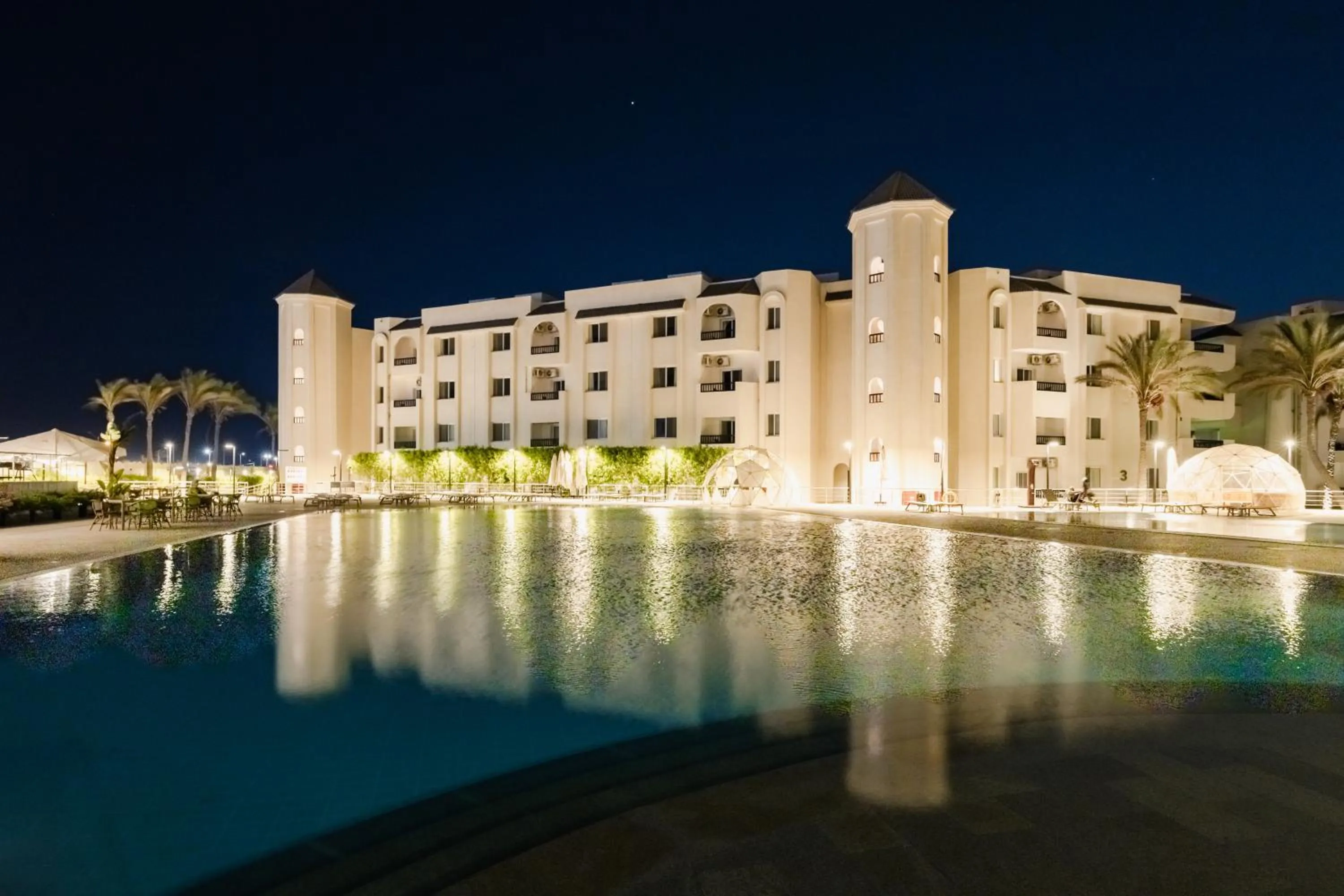 Swimming pool in Palma Hotel