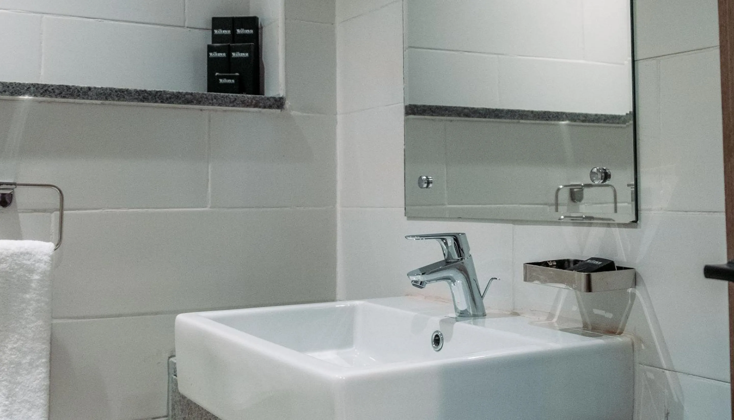 Bathroom in Palma Hotel